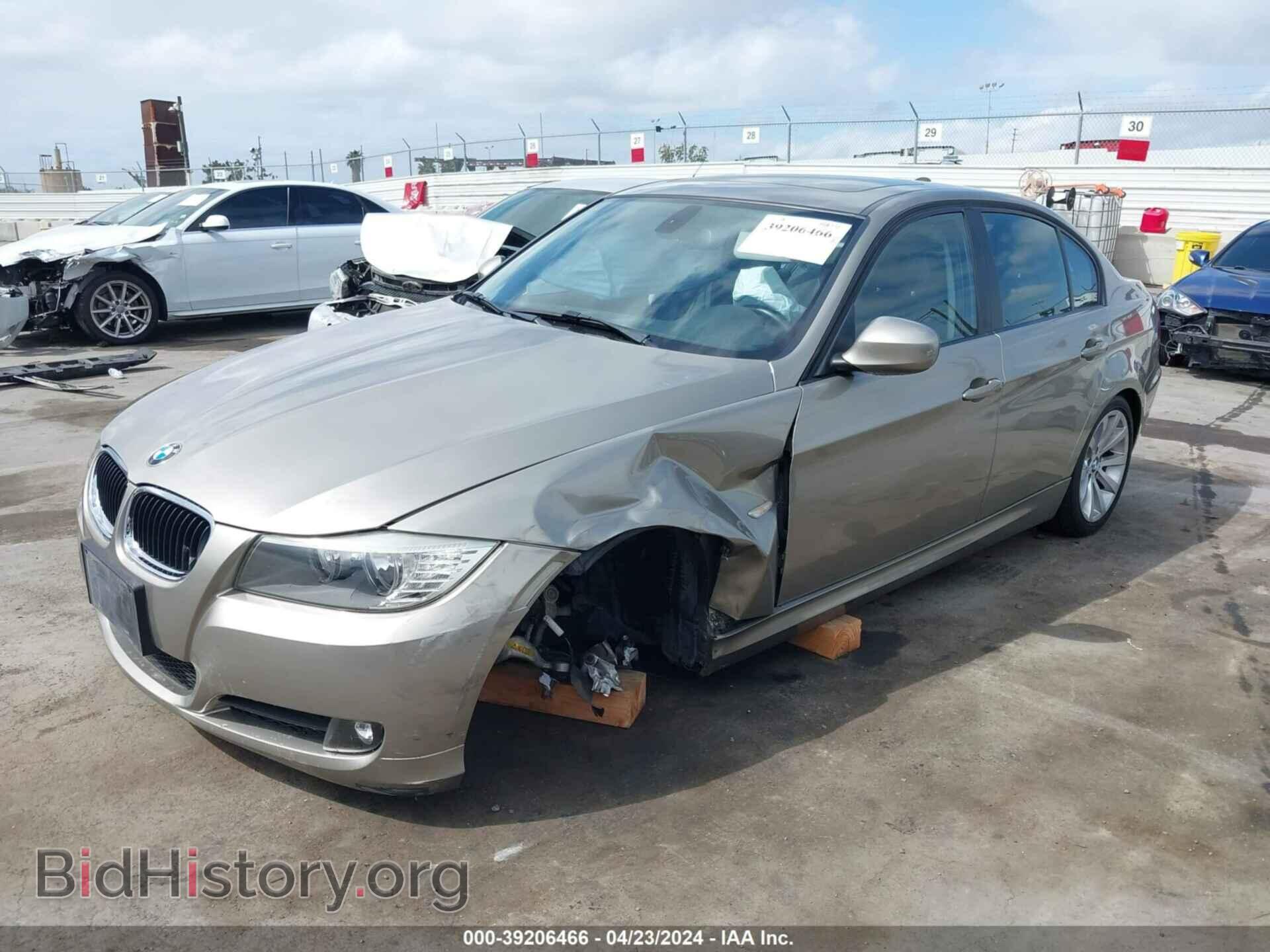 2011 BMW 328I - VIN: WBAPH5C59BF093187 - Фото 2