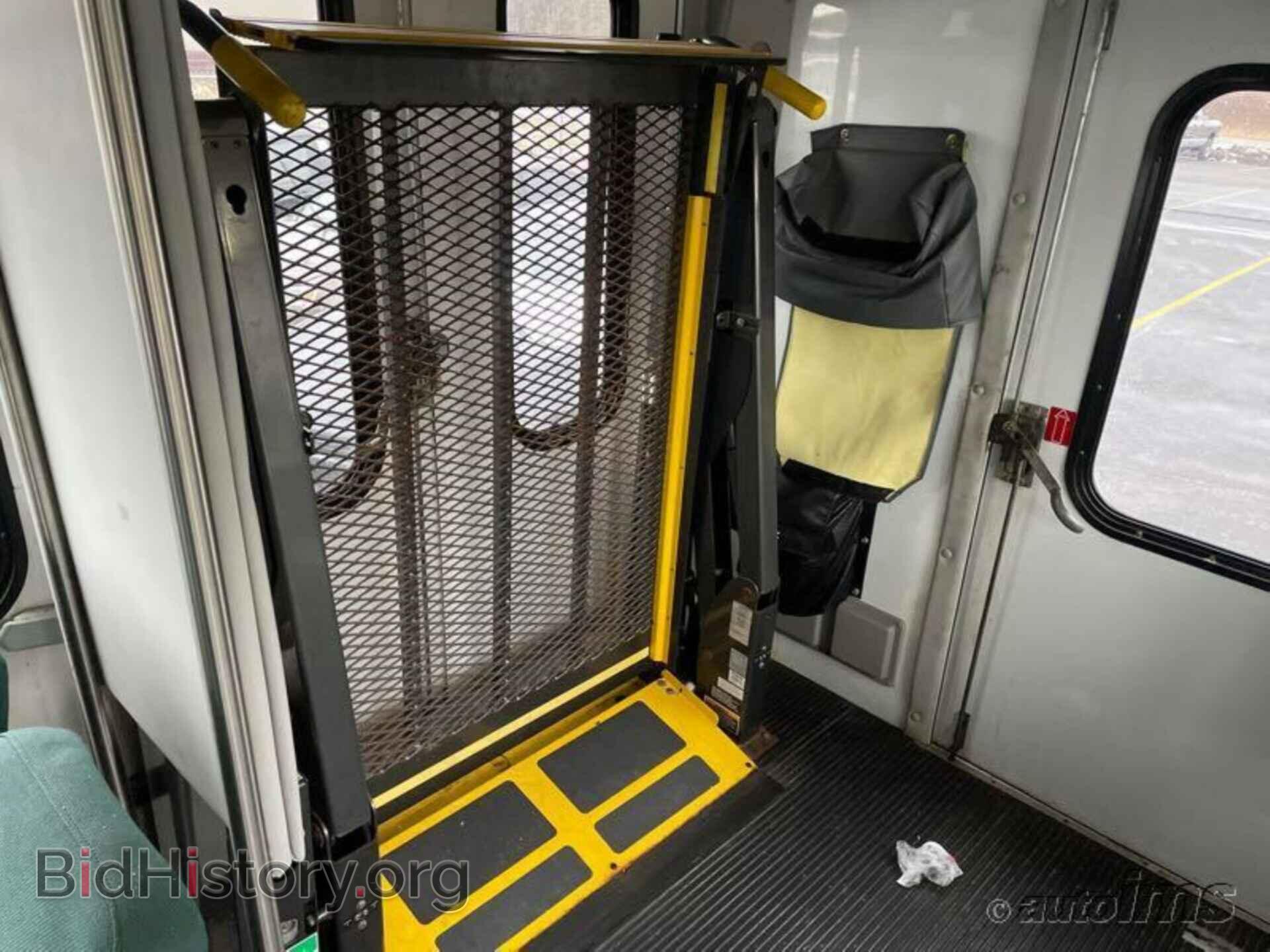 2012 FORD E-450 CUTAWAY - VIN: 1FDFE4FS9CDA03385 - Фото 9