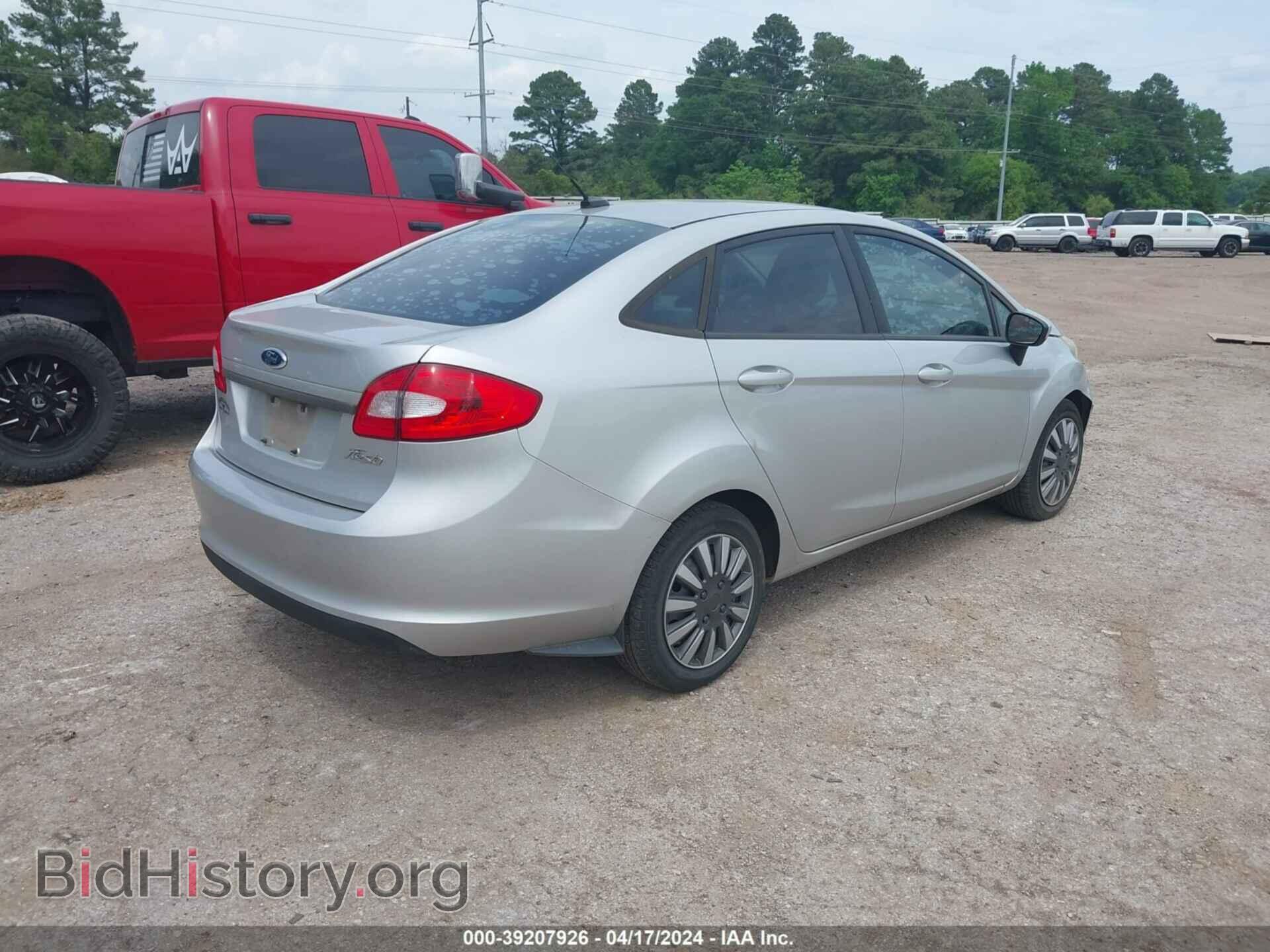 2011 FORD FIESTA - VIN: 3FADP4AJ2BM234075 - Фото 4