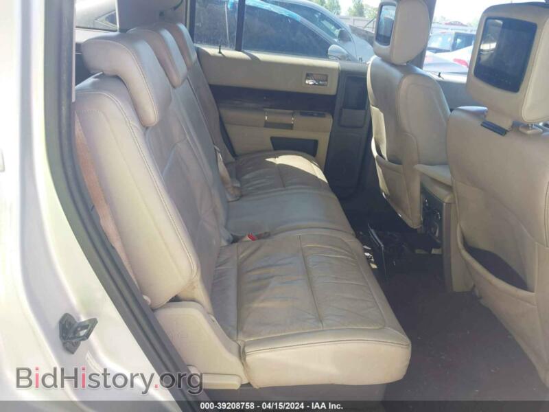 2011 Ford FLEX (VIN 2FMGK5CC6BBD35899) — photo 8 of 11
