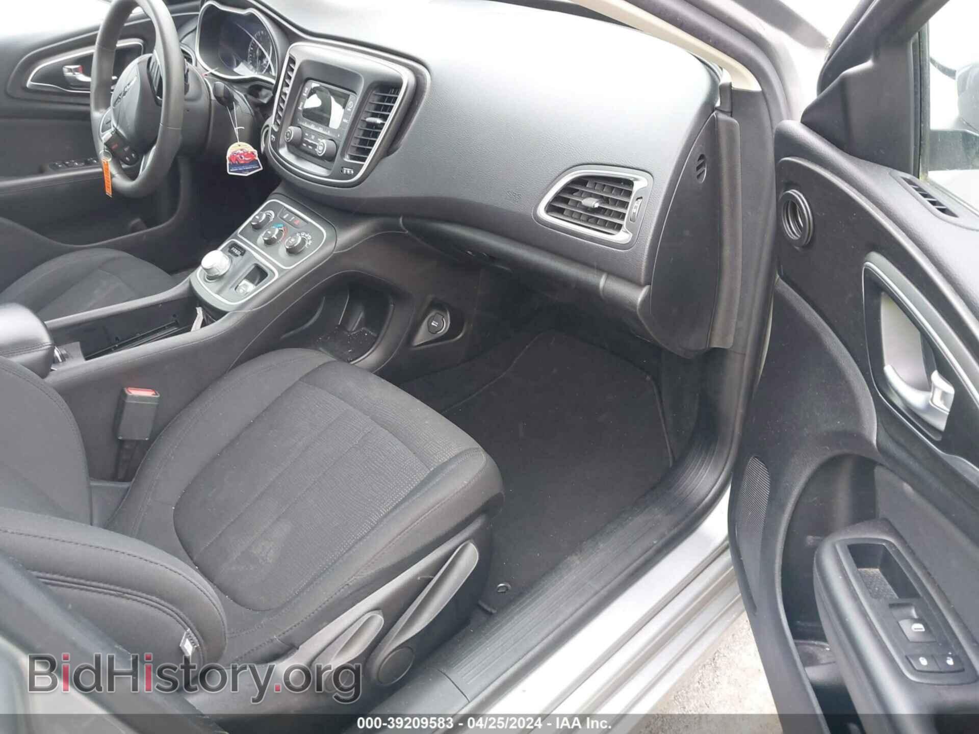 2017 CHRYSLER 200 - VIN: 1C3CCCFB2HN512490 - Фото 5