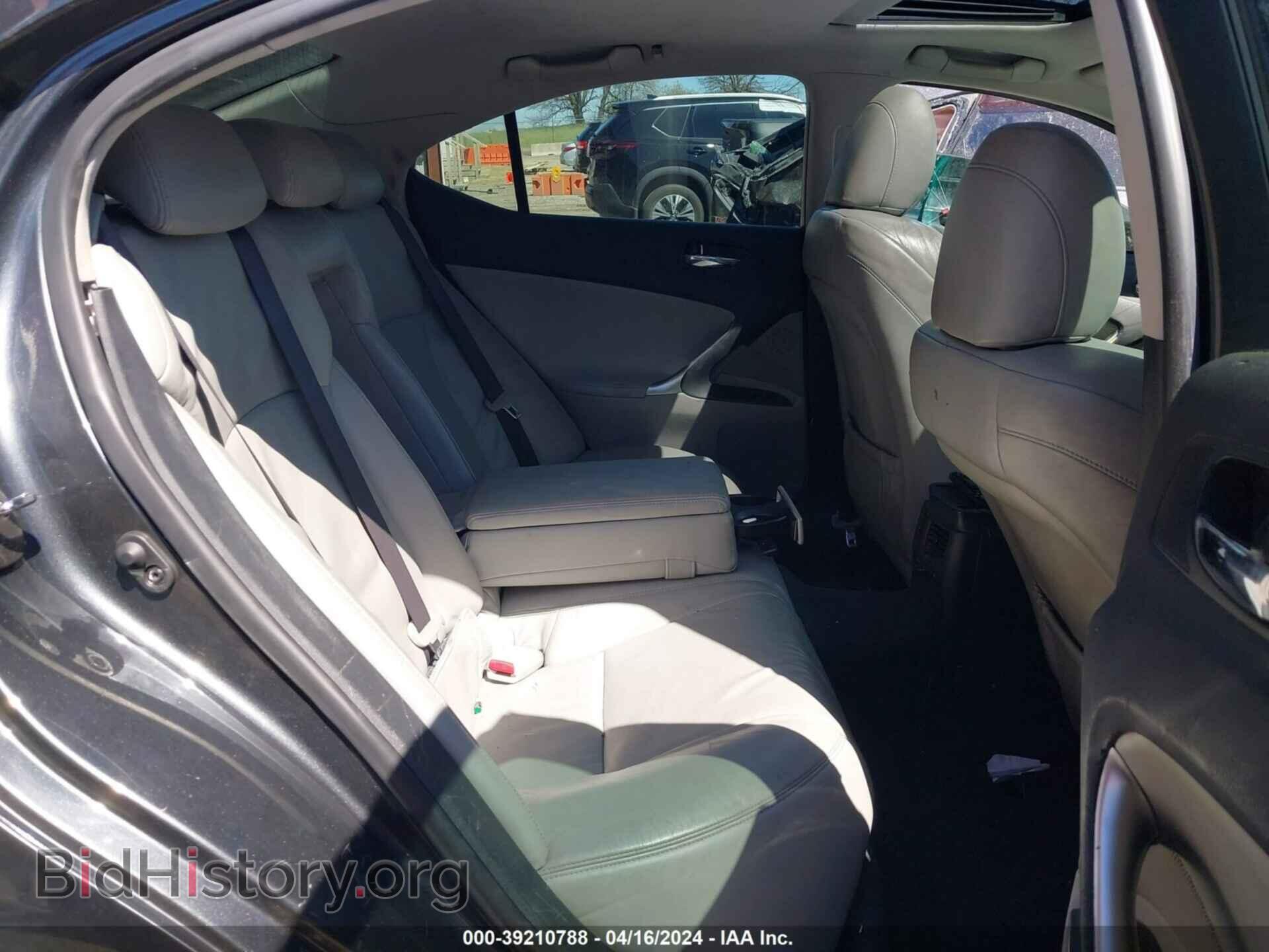 2008 LEXUS IS 250 - VIN: JTHCK262X82025210 - Фото 8