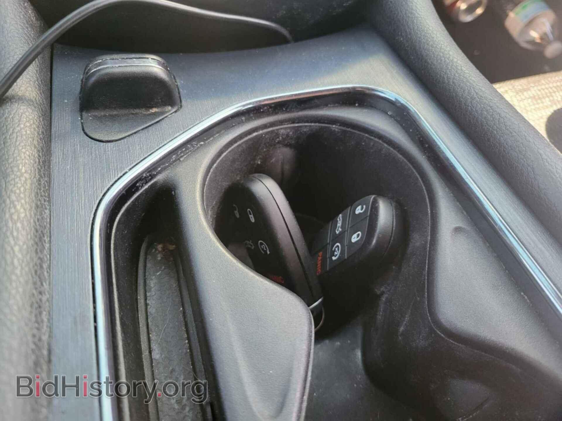 2016 CHRYSLER 200 - VIN: 1C3CCCBG5GN122032 - Фото 10