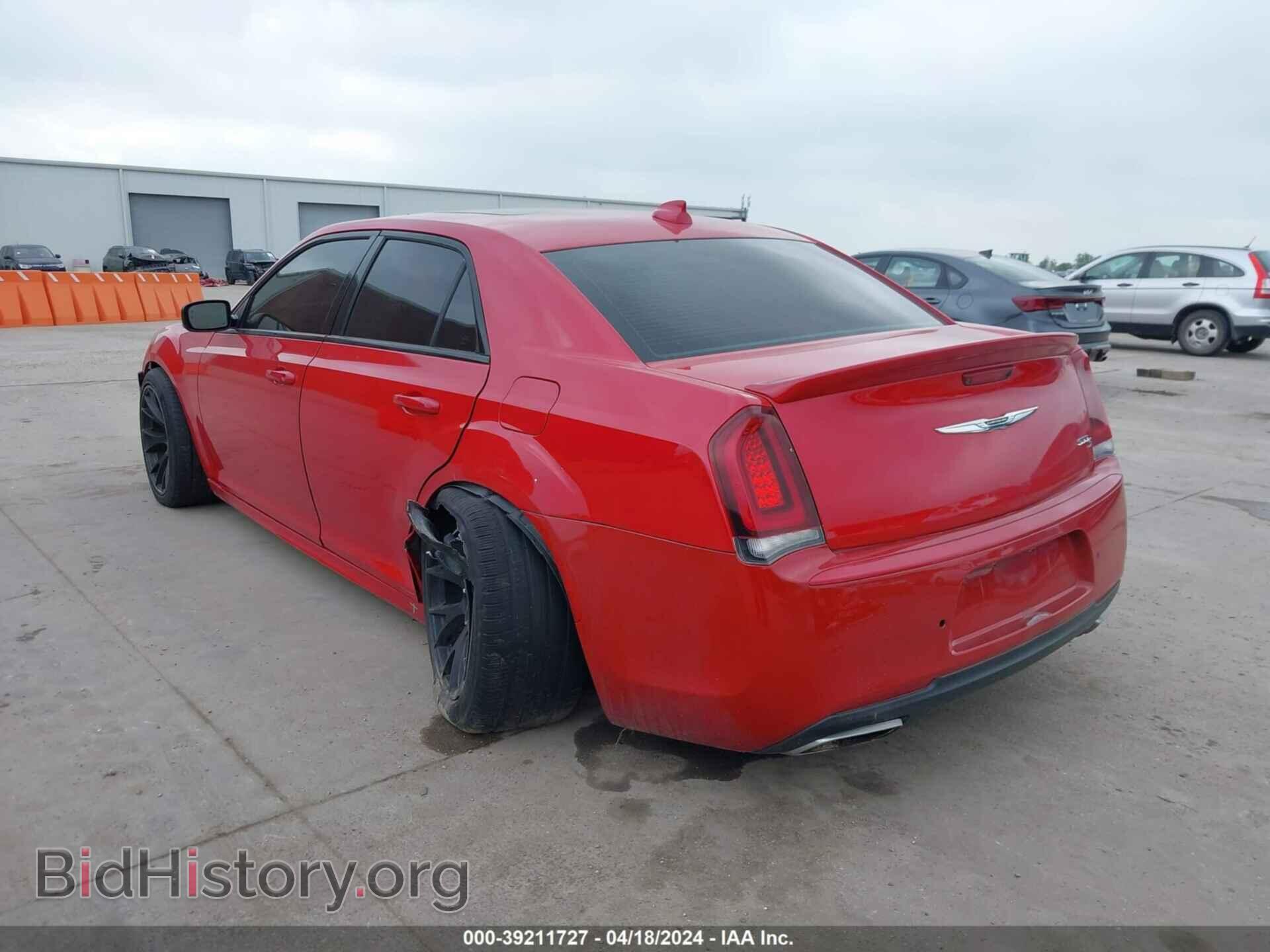 2016 CHRYSLER 300 - VIN: 2C3CCABT9GH278102 - Фото 3