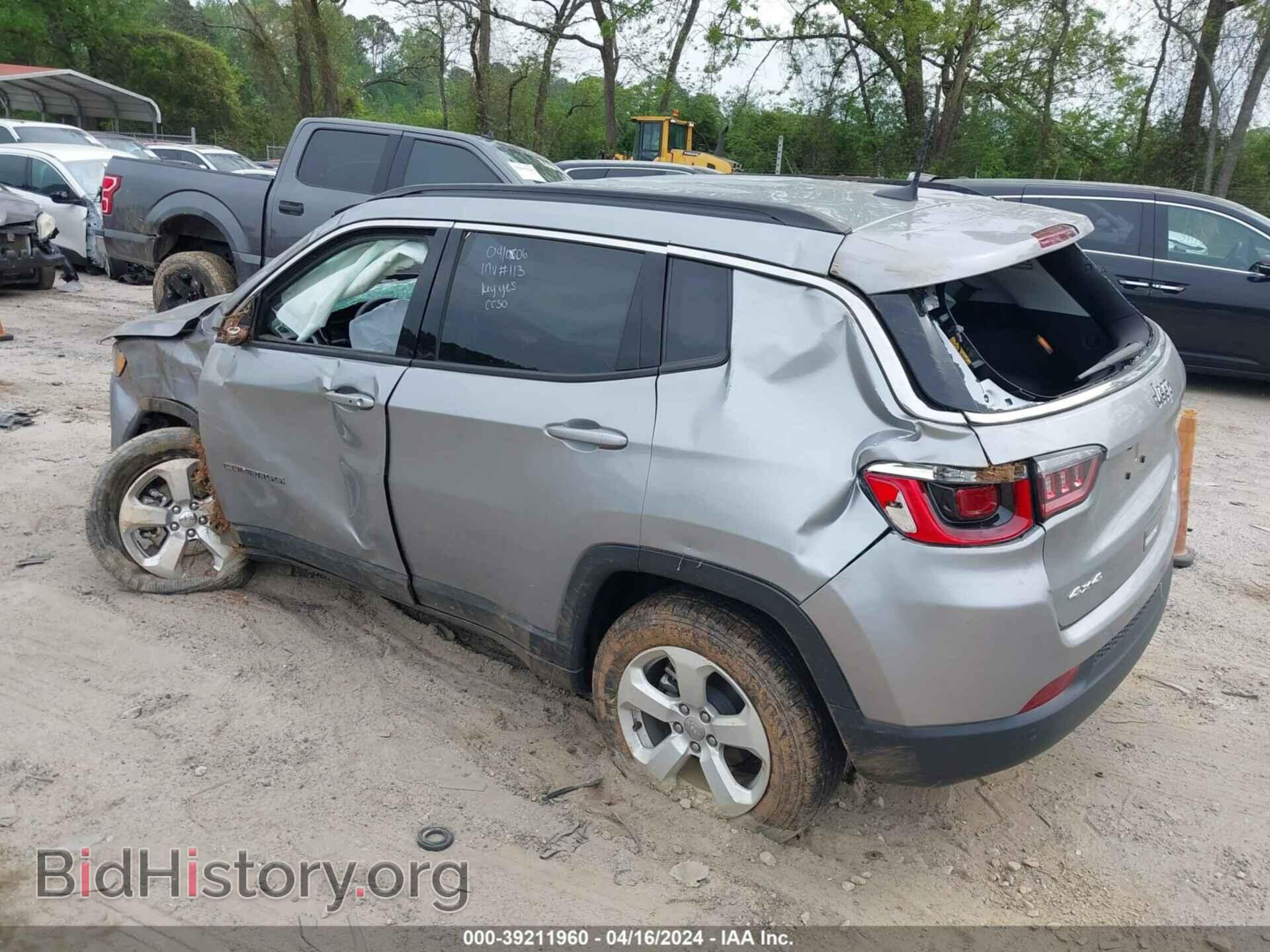 2020 JEEP COMPASS - VIN: 3C4NJDBB7LT242302 - Фото 3