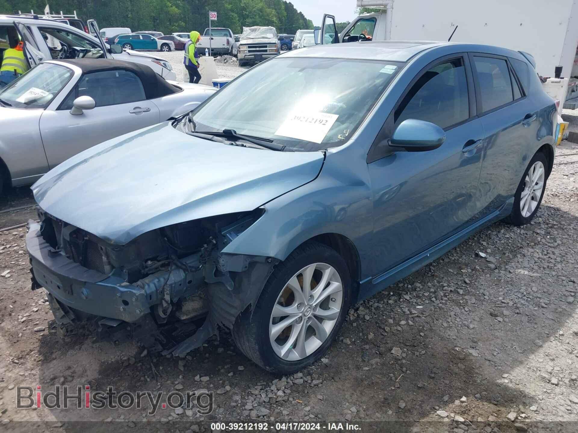 2011 MAZDA MAZDA3 - VIN: JM1BL1M68B1902073 - Фото 2