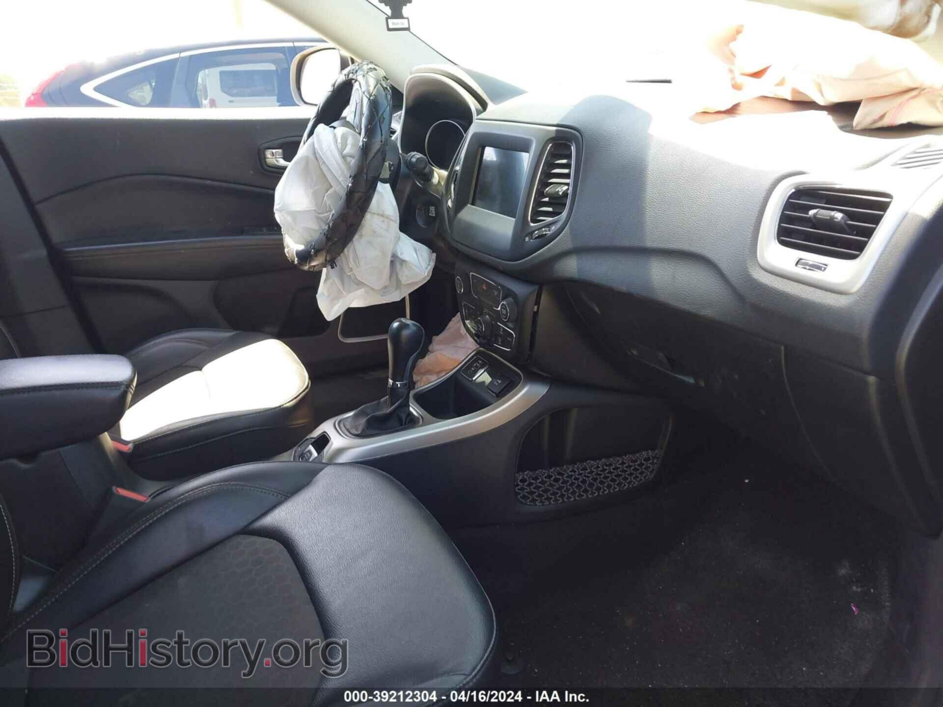 2020 JEEP COMPASS - VIN: 3C4NJCBB3LT235213 - Фото 5