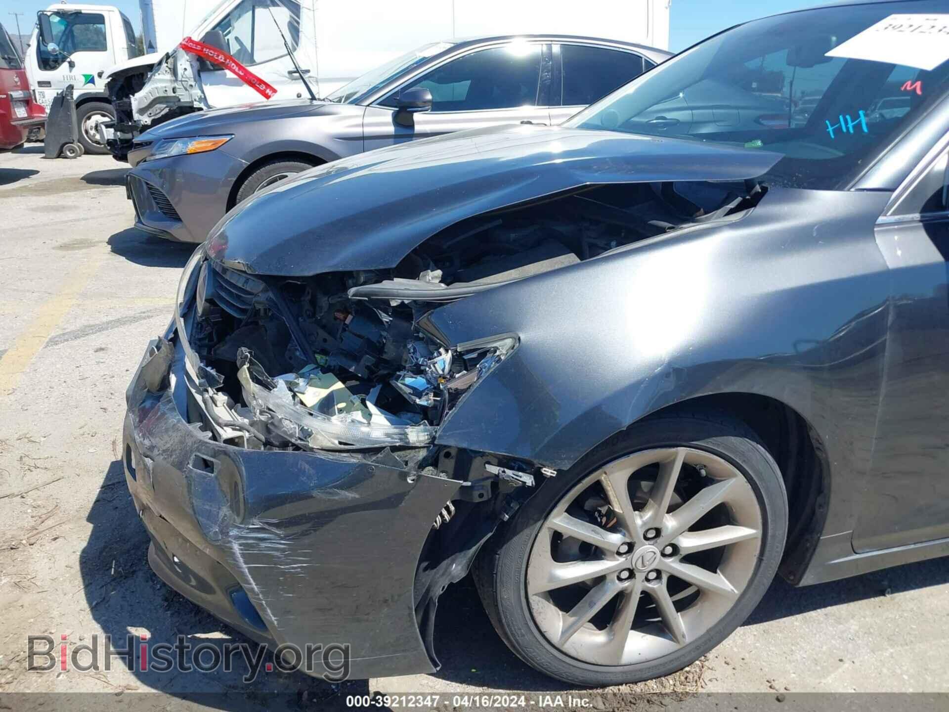 2011 LEXUS CT 200H - VIN: JTHKD5BH3B2028040 - Фото 6