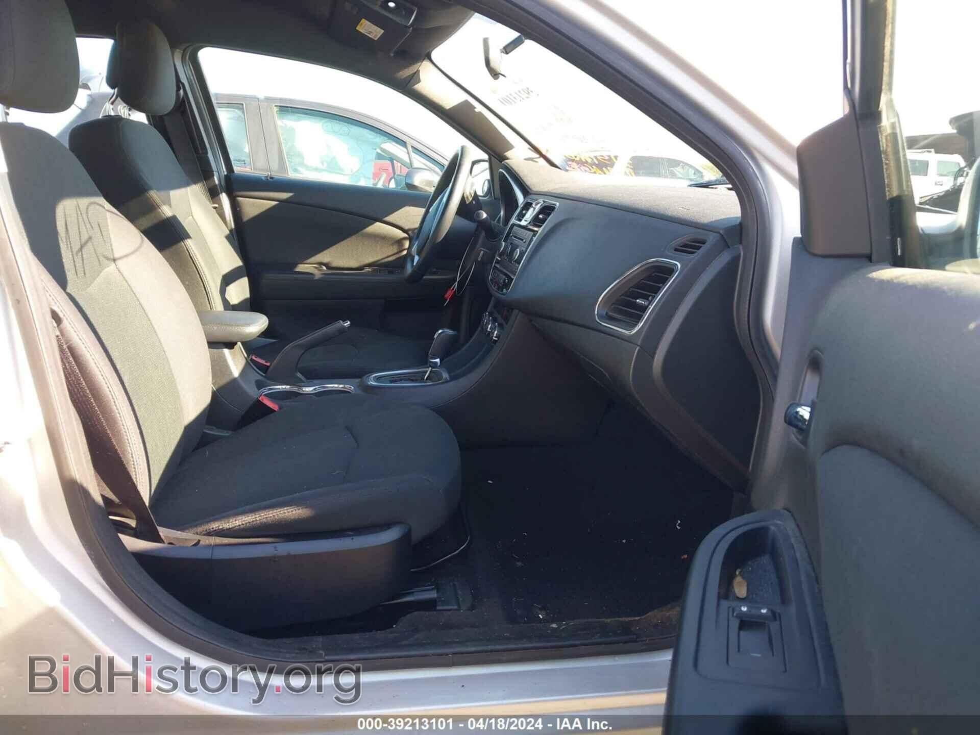 2012 CHRYSLER 200 - VIN: 1C3CCBBB8CN175901 - Photo 5