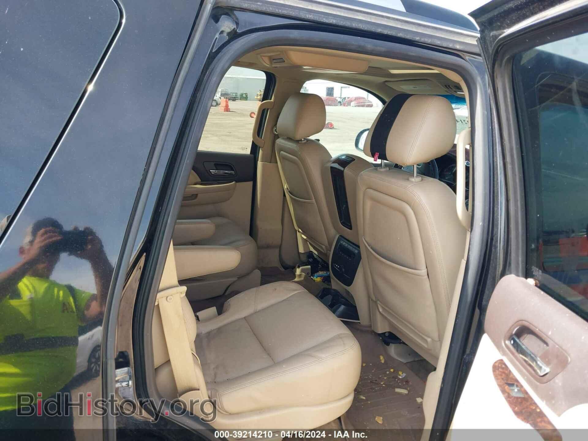 2013 GMC YUKON - VIN: 1GKS1EEF2DR106925 - Photo 8