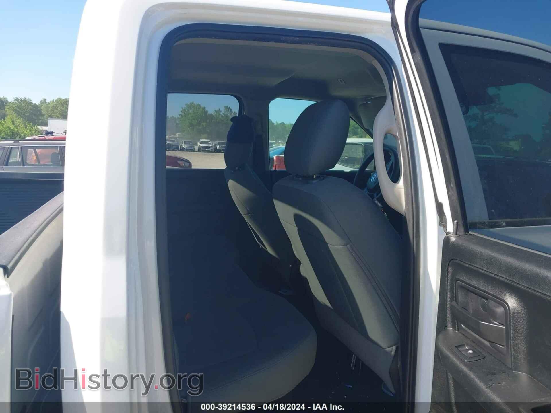 2018 RAM 1500 - VIN: 1C6RR6FG7JS176982 - Фото 8