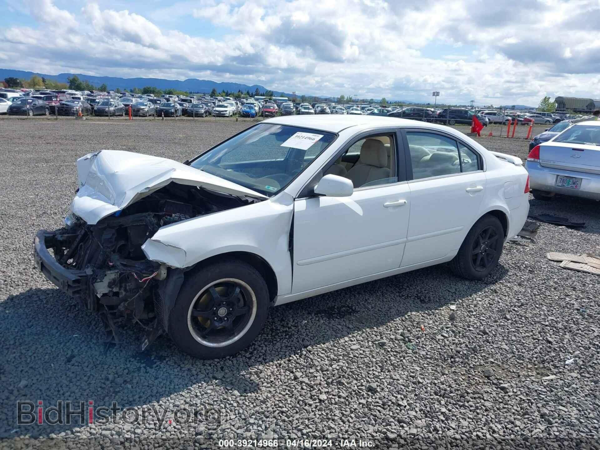 2008 KIA OPTIMA - VIN: KNAGE123885242690 - Фото 2