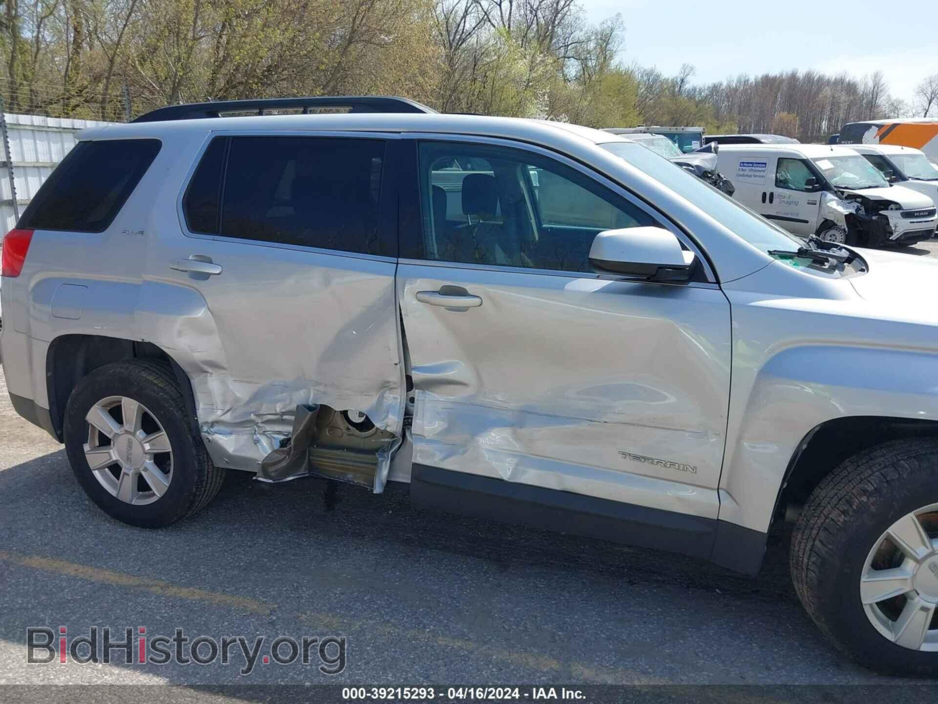 2011 GMC TERRAIN - VIN: 2CTALSEC8B6376924 - Photo 6