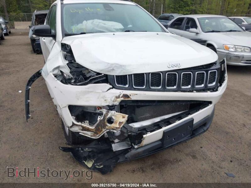 2020 Jeep COMPASS (VIN 3C4NJDAB9LT160895) — photo 6 of 16
