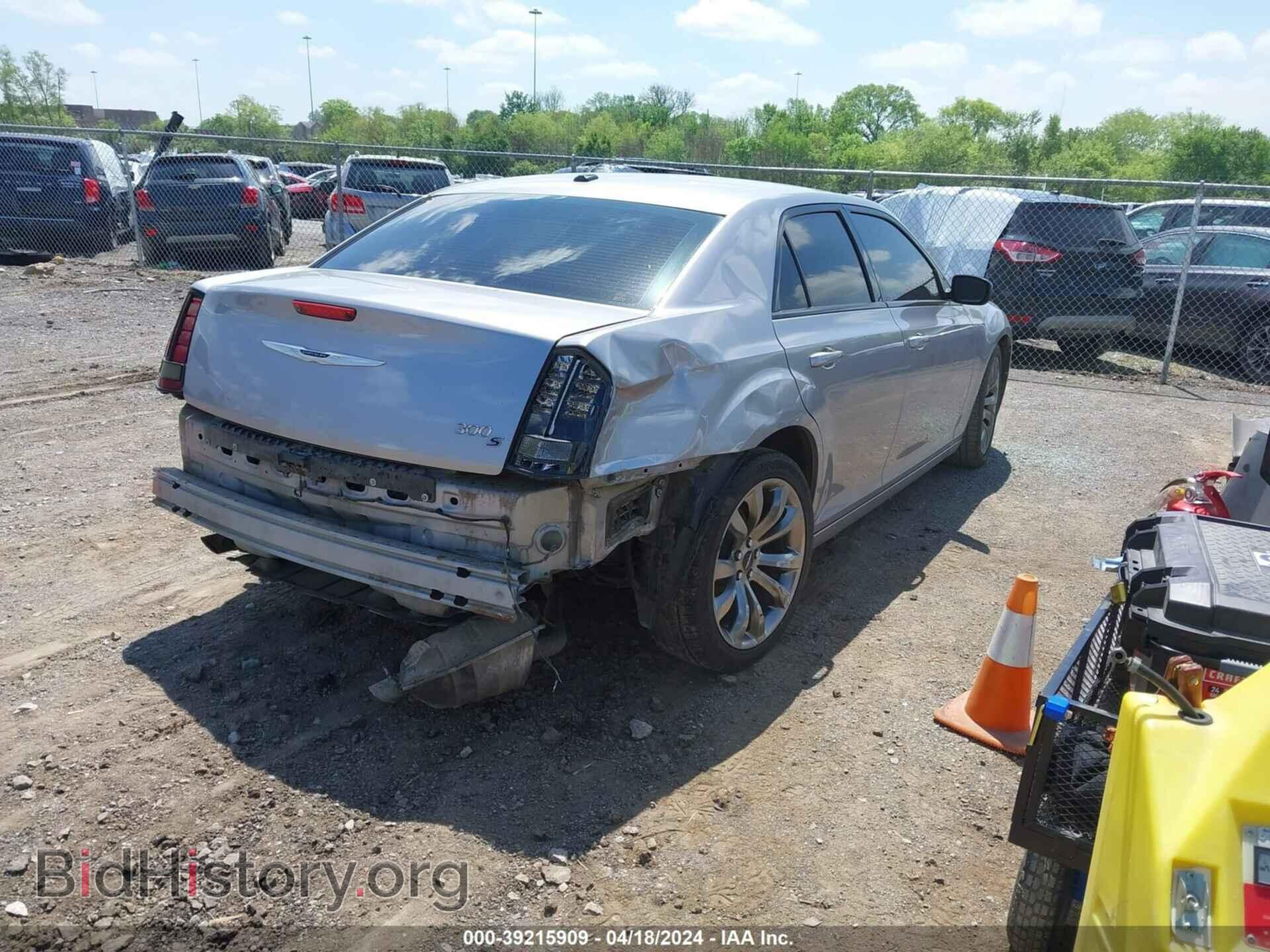 2014 CHRYSLER 300 - VIN: 2C3CCABG5EH223114 - Фото 4
