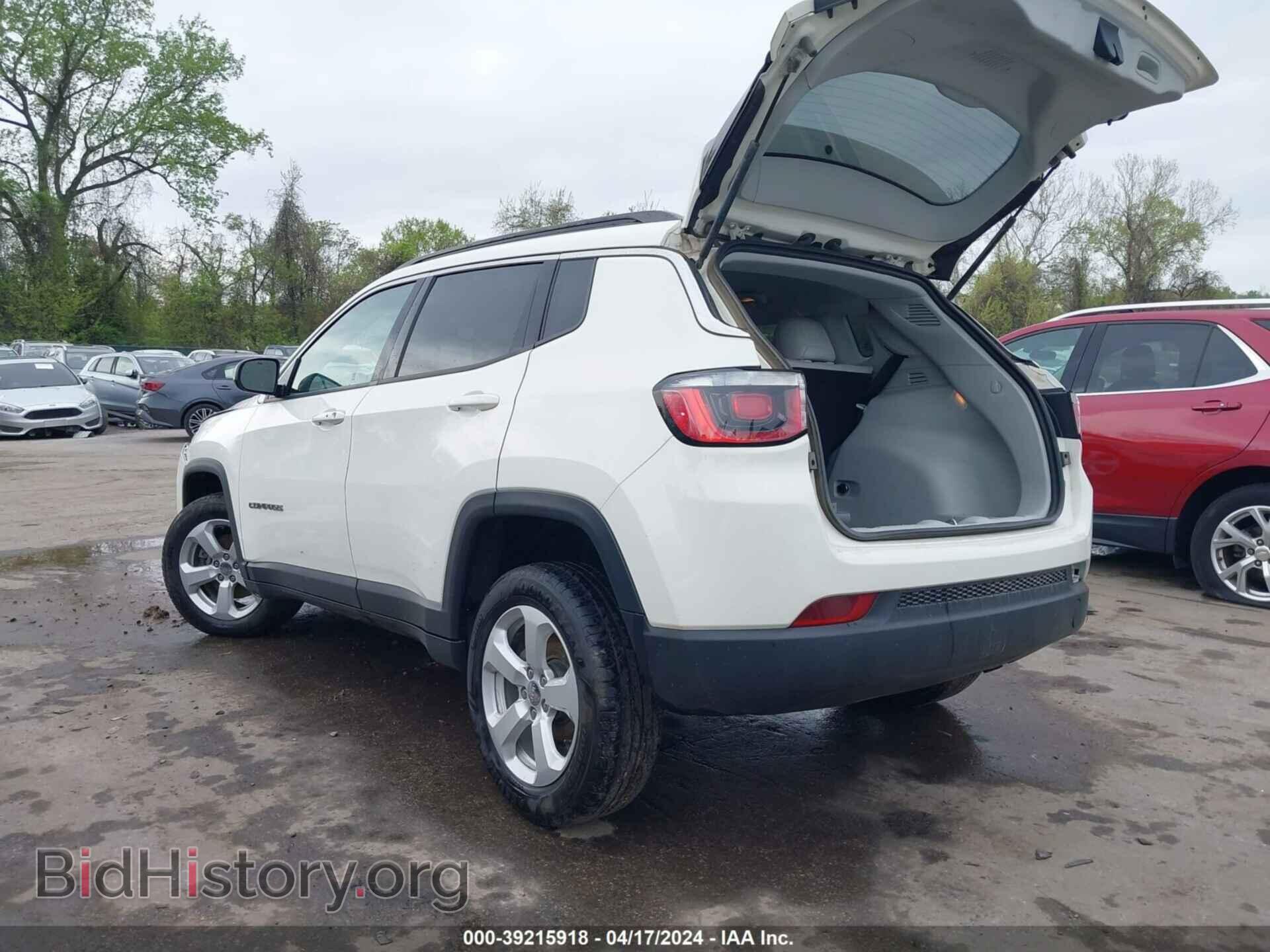 2018 JEEP COMPASS - VIN: 3C4NJDBB5JT366341 - Фото 3