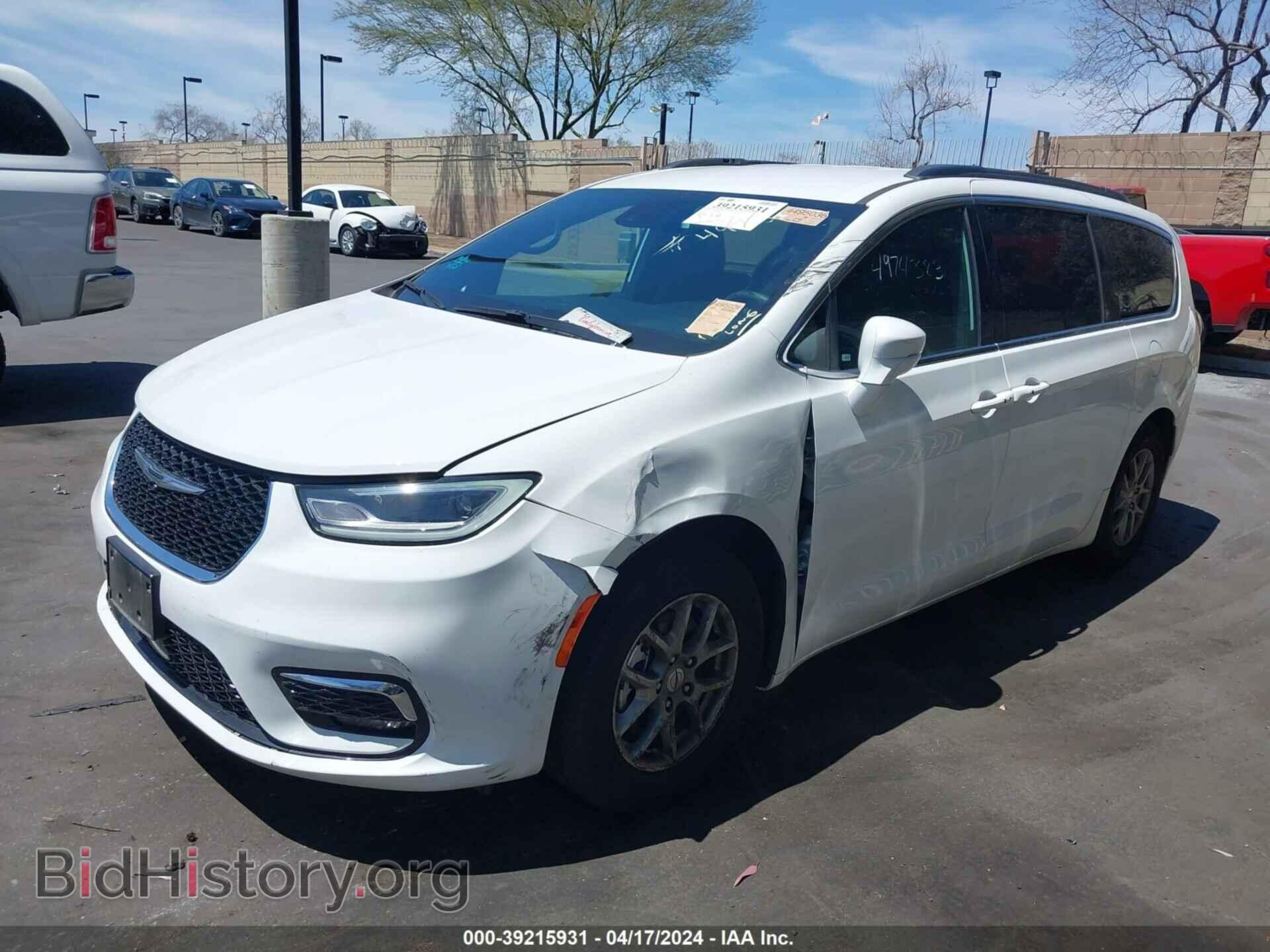 2022 CHRYSLER PACIFICA - VIN: 2C4RC1FG7NR104636 - Photo 2
