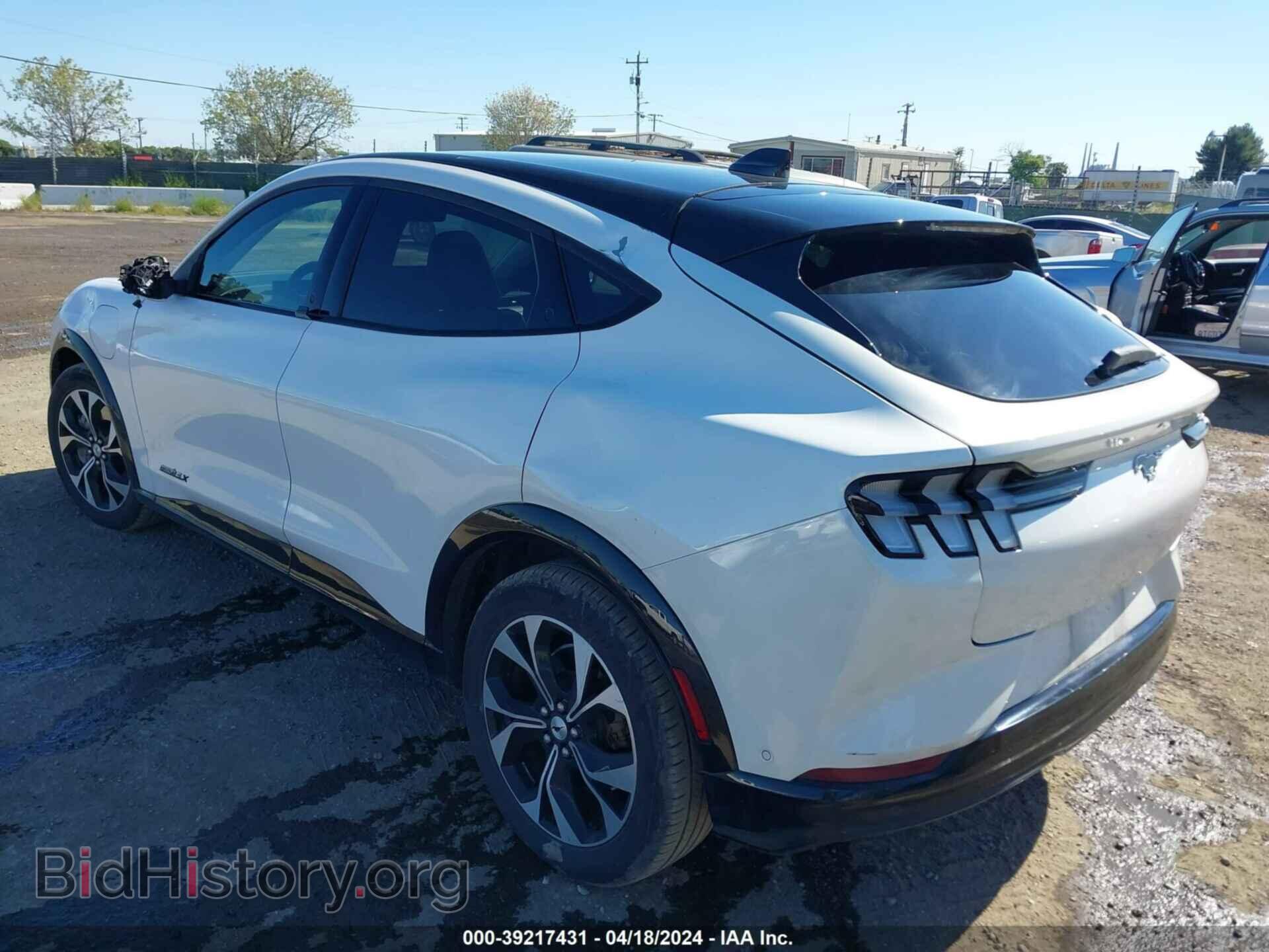 2022 FORD MUSTANG MACH-E - VIN: 3FMTK3R70NMA23898 - Фото 3