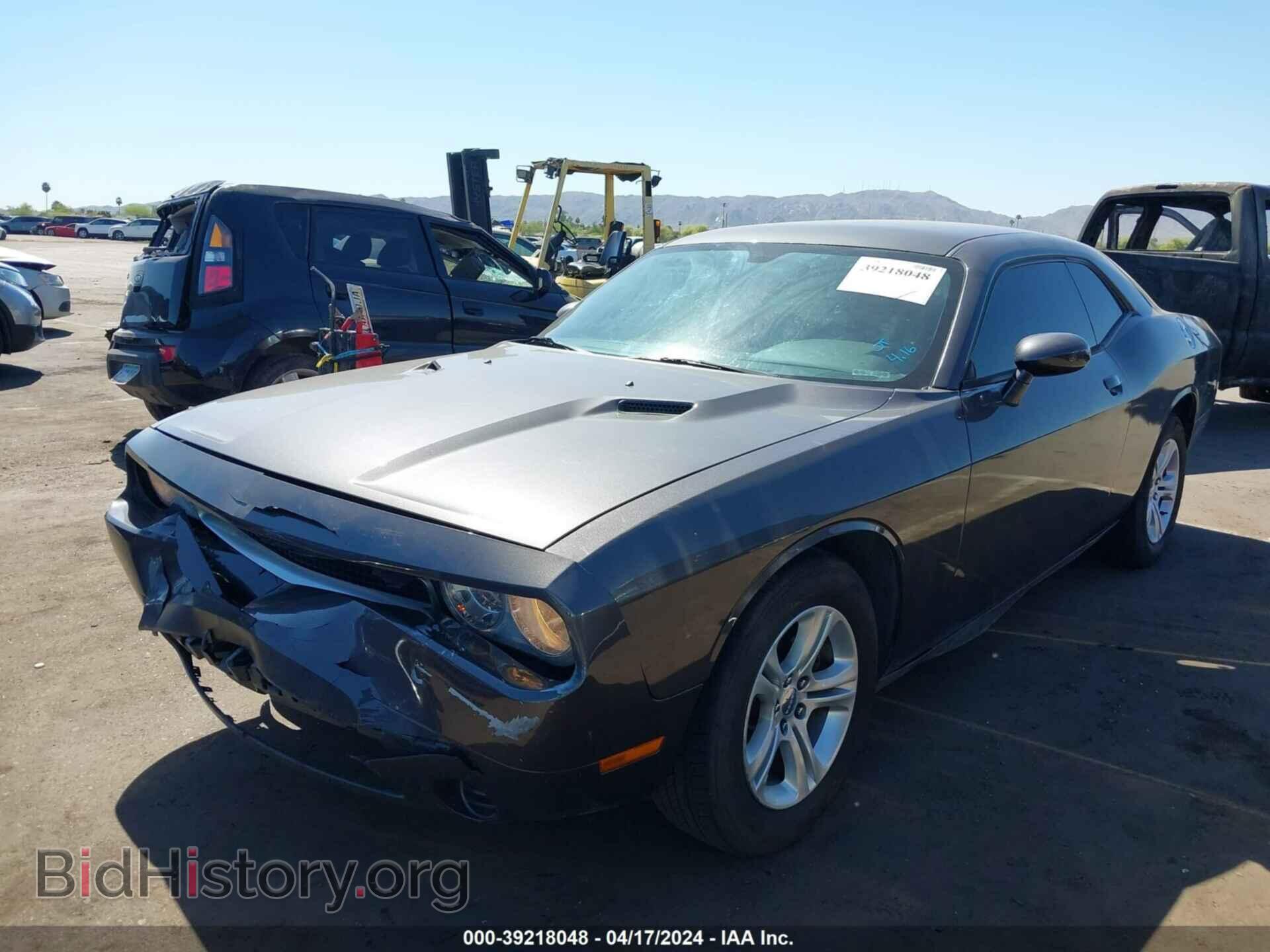 2014 DODGE CHALLENGER - VIN: 2C3CDYAG2EH301971 - Photo 2