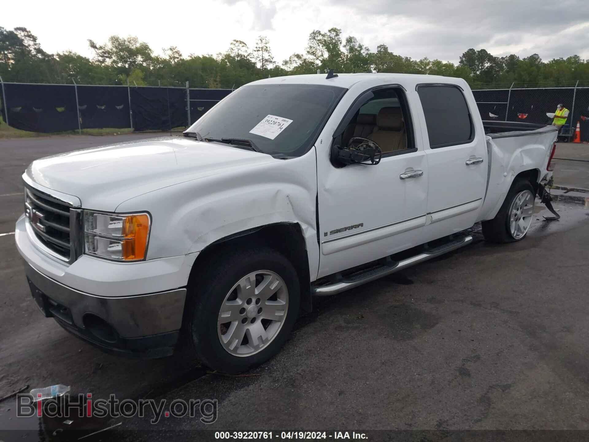 2007 GMC SIERRA 1500 - VIN: 2GTEC13JX71619534 - Фото 2