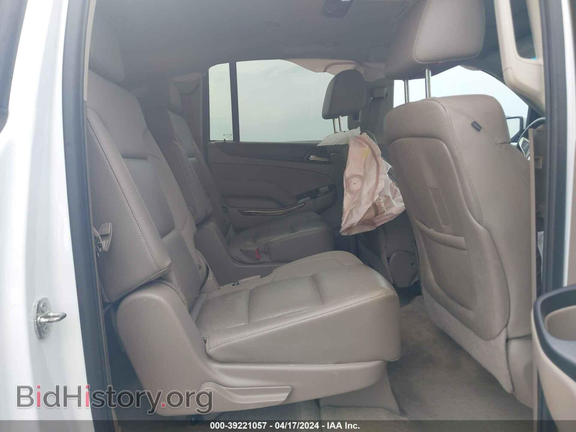 2016 GMC YUKON XL - VIN: 1GKS1GKCXGR463473 - Photo 8