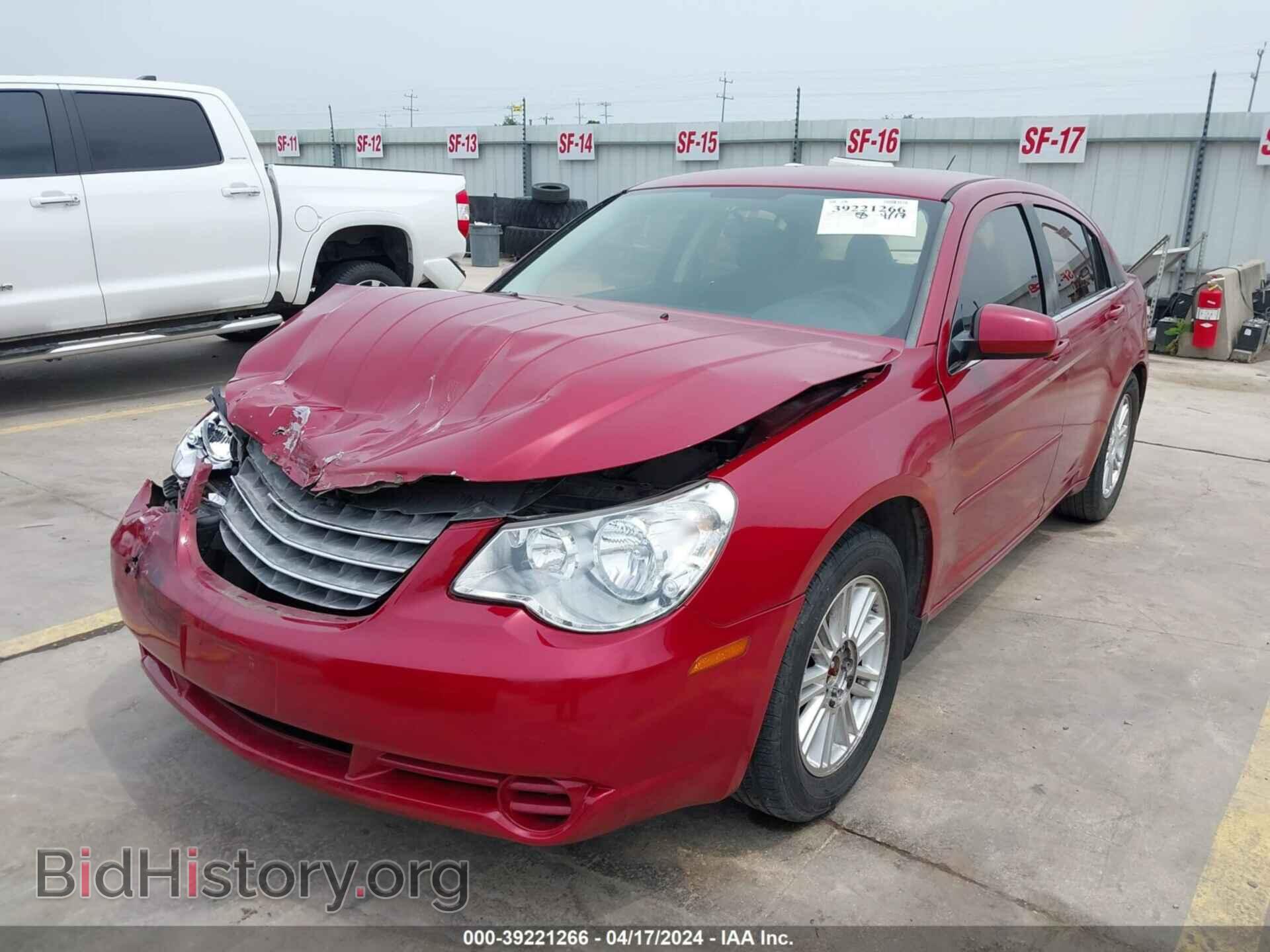 2009 CHRYSLER SEBRING - VIN: 1C3LC56B49N517543 - Photo 2
