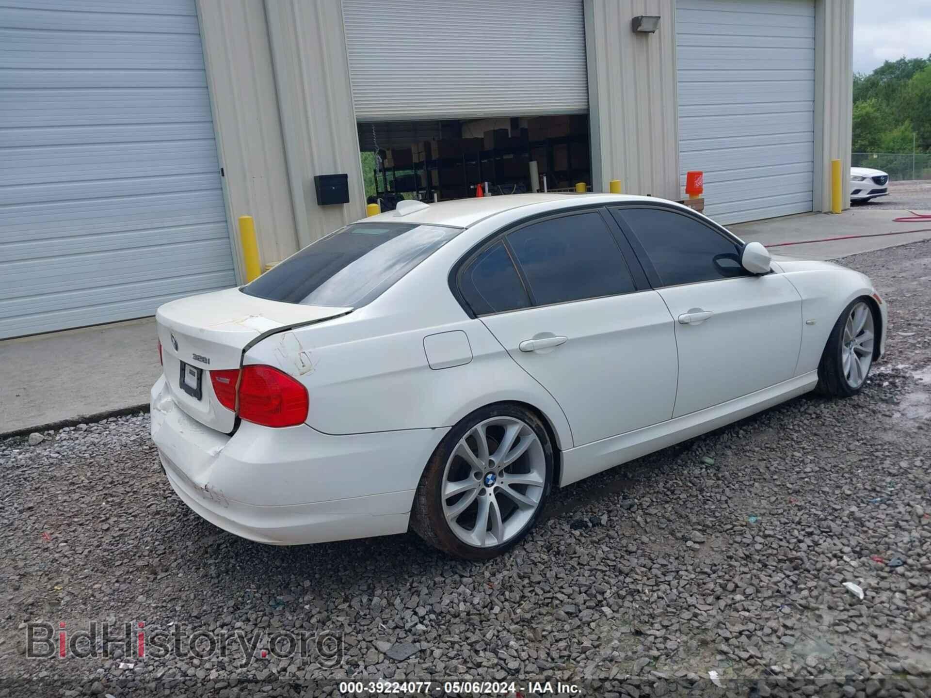 2011 BMW 328I - VIN: WBAPH7G51BNM55878 - Фото 4