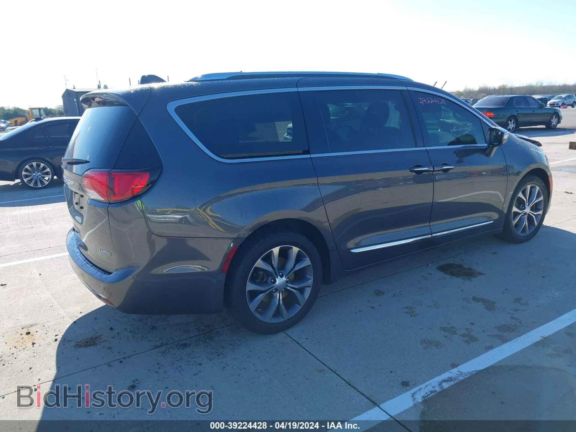 2018 CHRYSLER PACIFICA - VIN: 2C4RC1GG1JR311144 - Фото 4