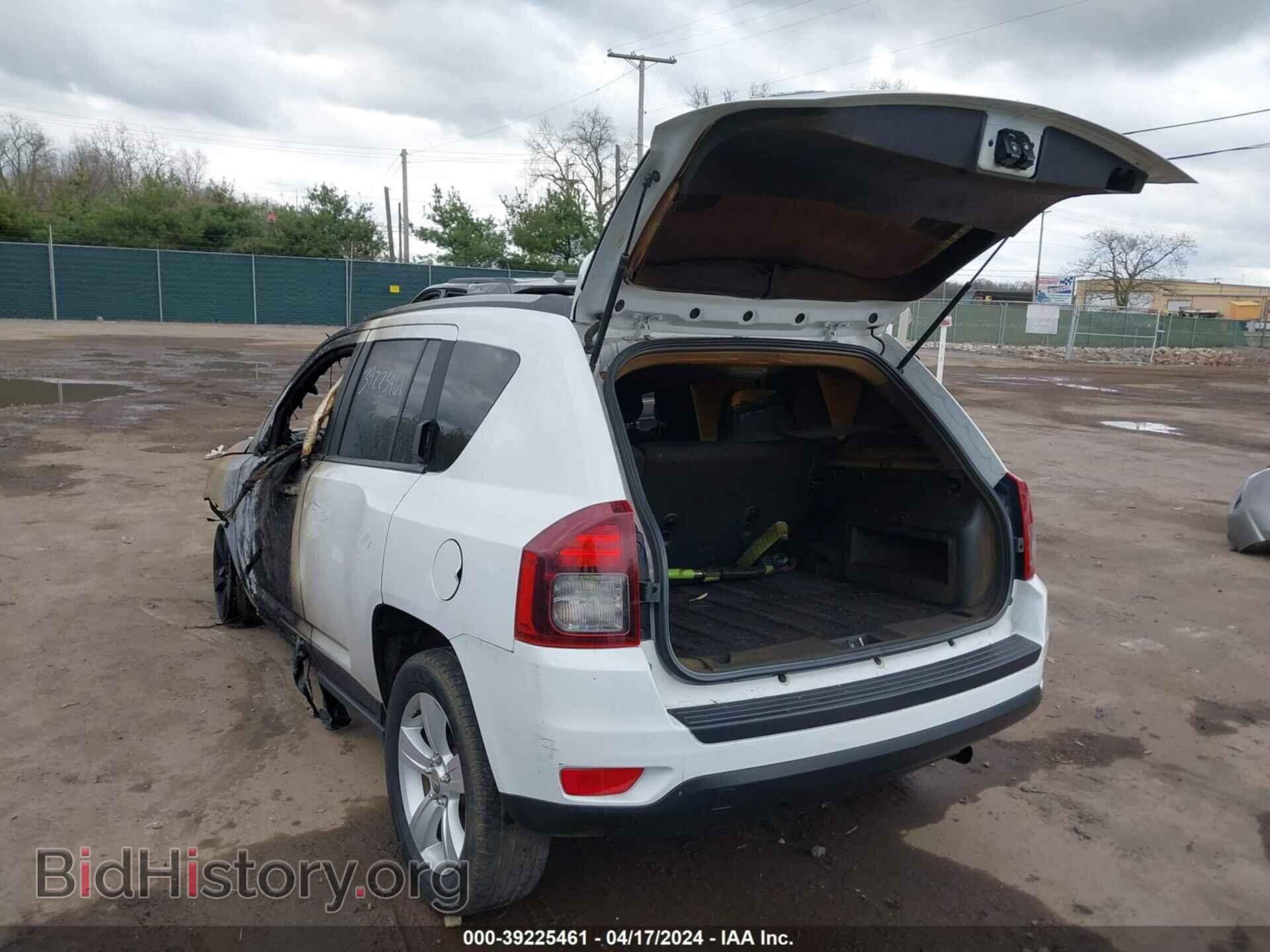 2016 JEEP COMPASS - VIN: 1C4NJDBB3GD549624 - Photo 3
