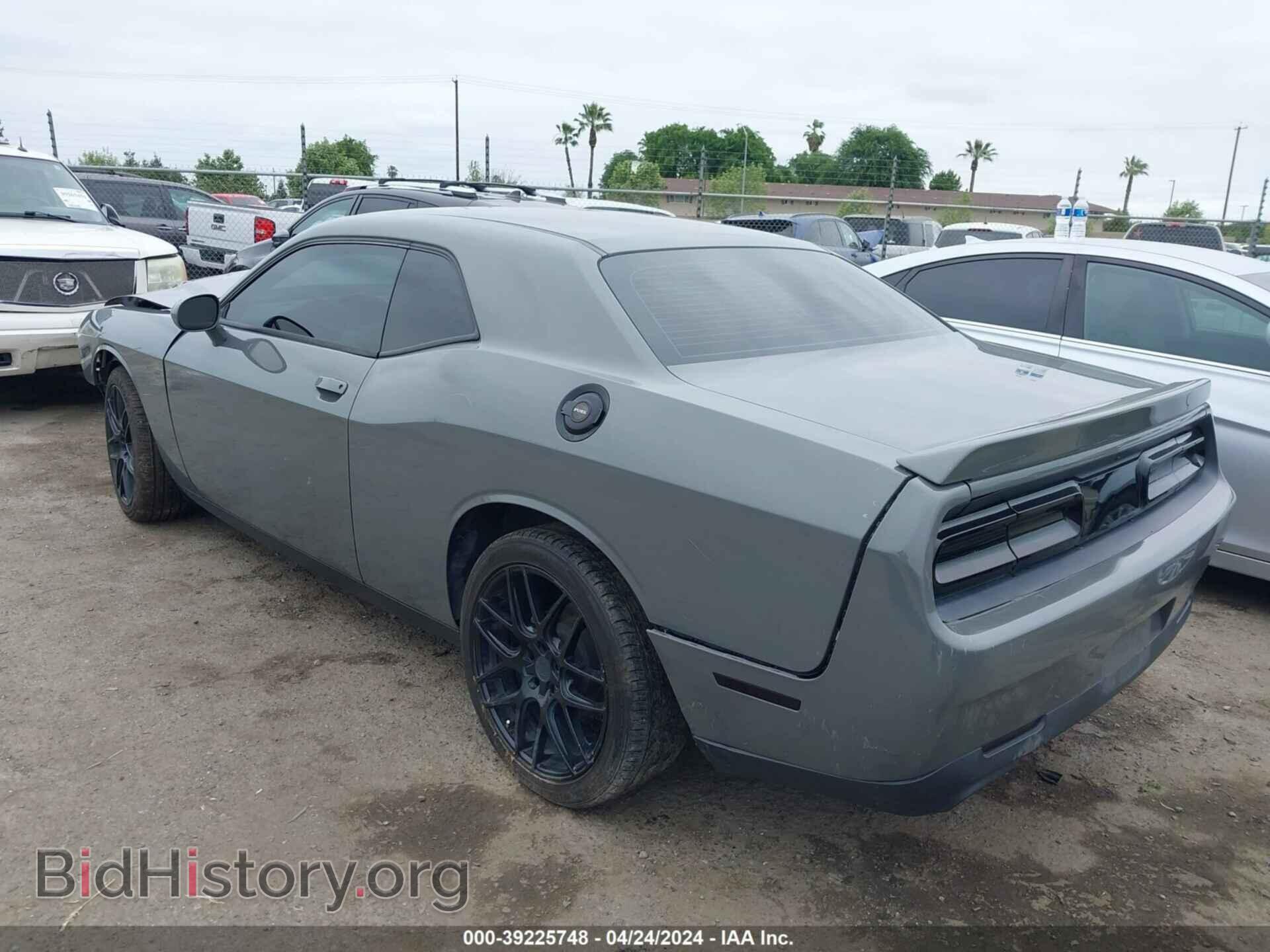 2017 DODGE CHALLENGER - VIN: 2C3CDZAG2HH554816 - Фото 3