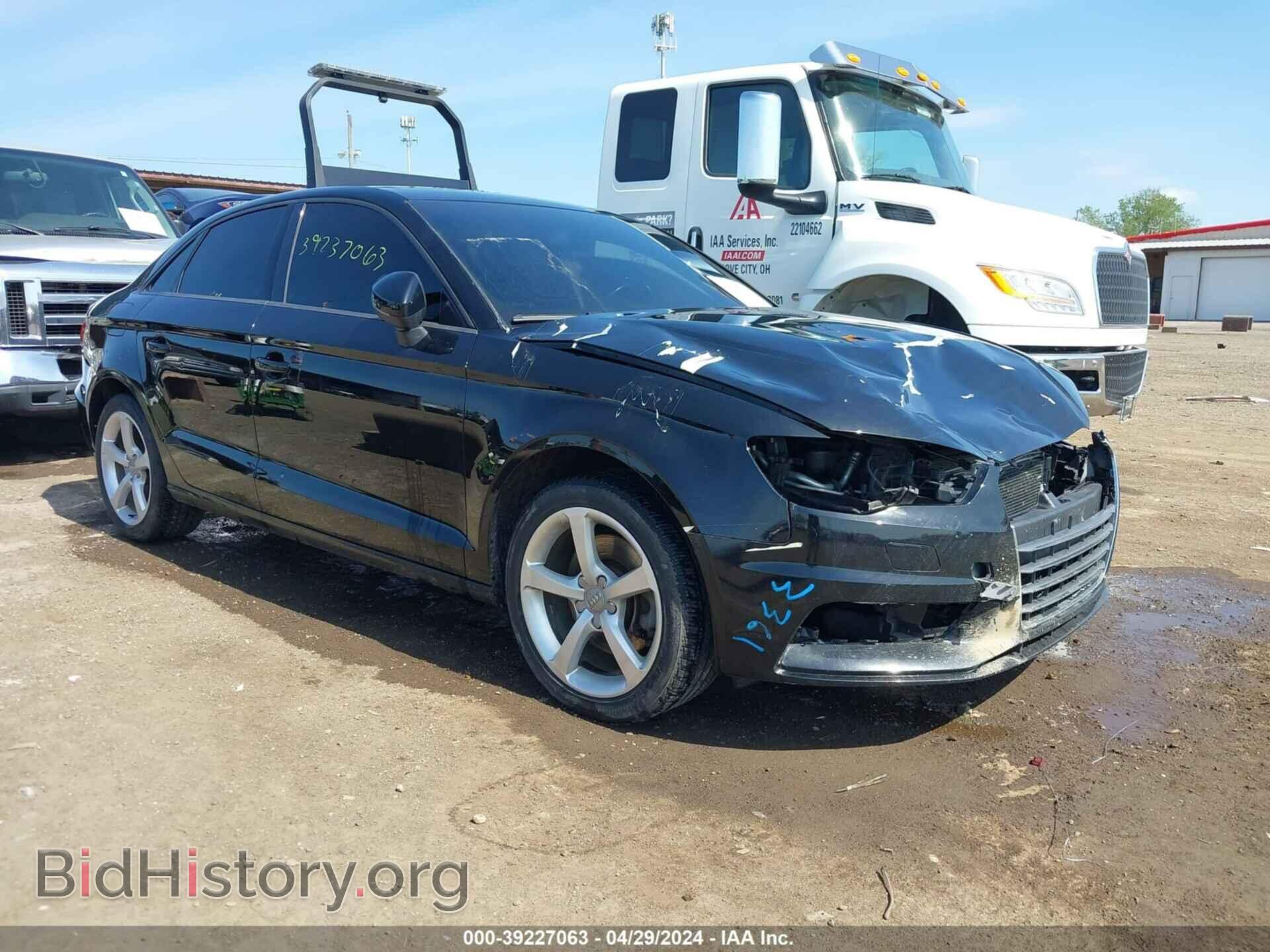 Фотография WAUBFGFF6F1049036 - AUDI A3 2015