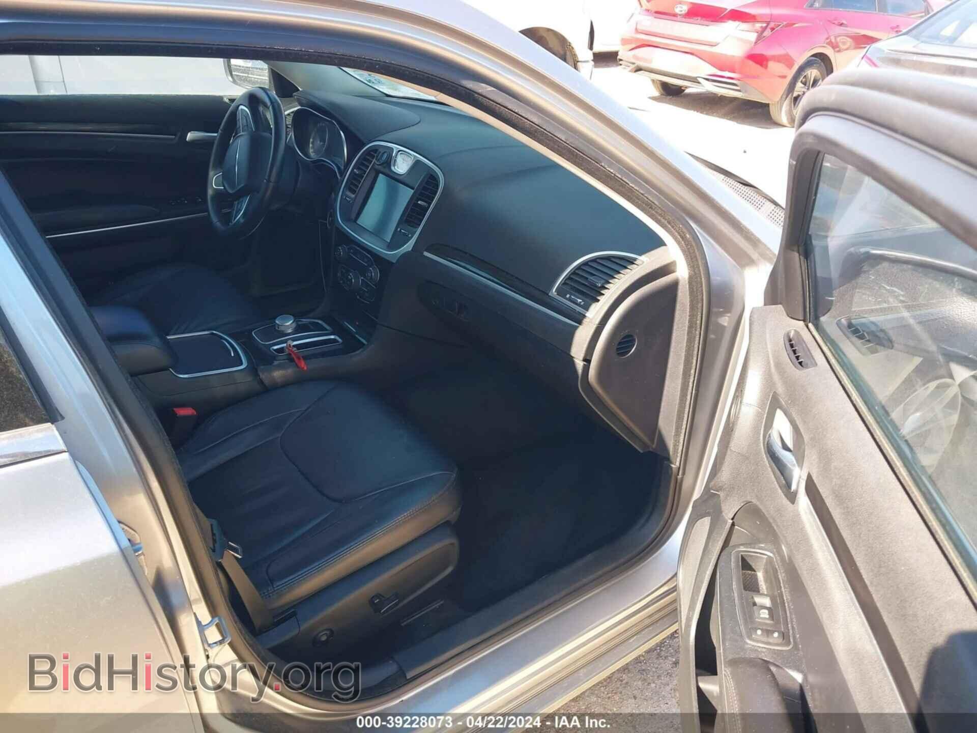 2015 CHRYSLER 300 - VIN: 2C3CCAAG5FH807144 - Фото 5