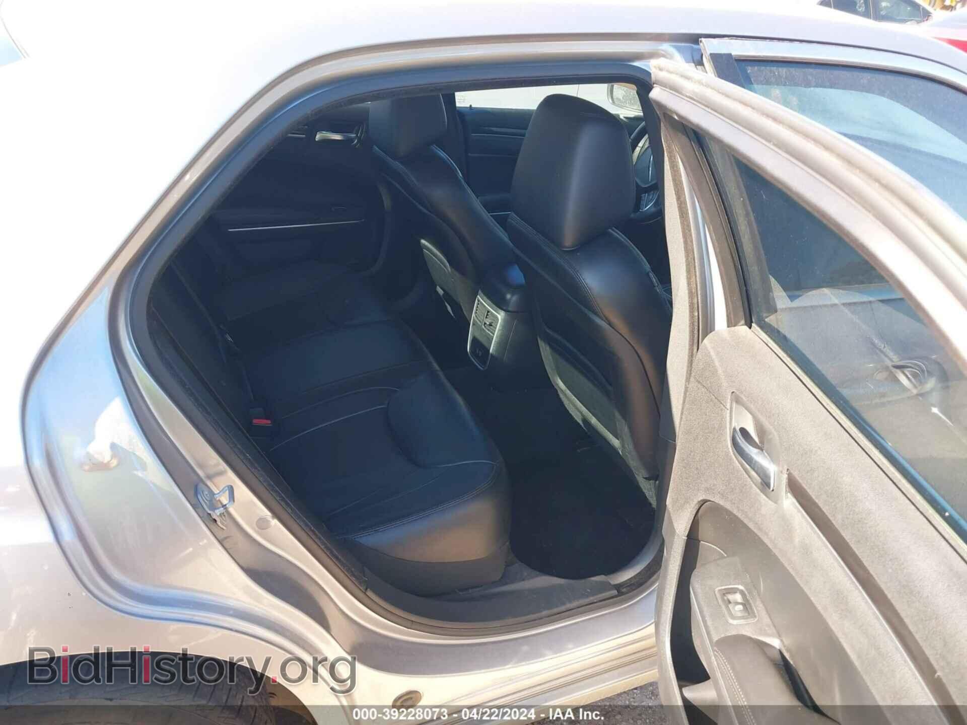 2015 CHRYSLER 300 - VIN: 2C3CCAAG5FH807144 - Фото 8