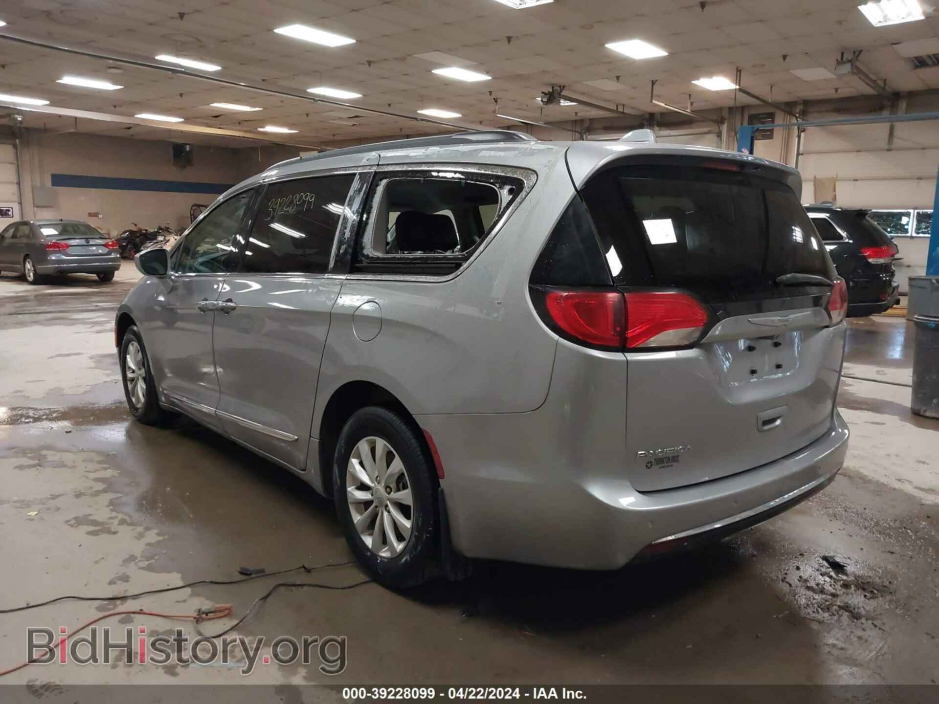 2017 CHRYSLER PACIFICA - VIN: 2C4RC1BG9HR543721 - Photo 3