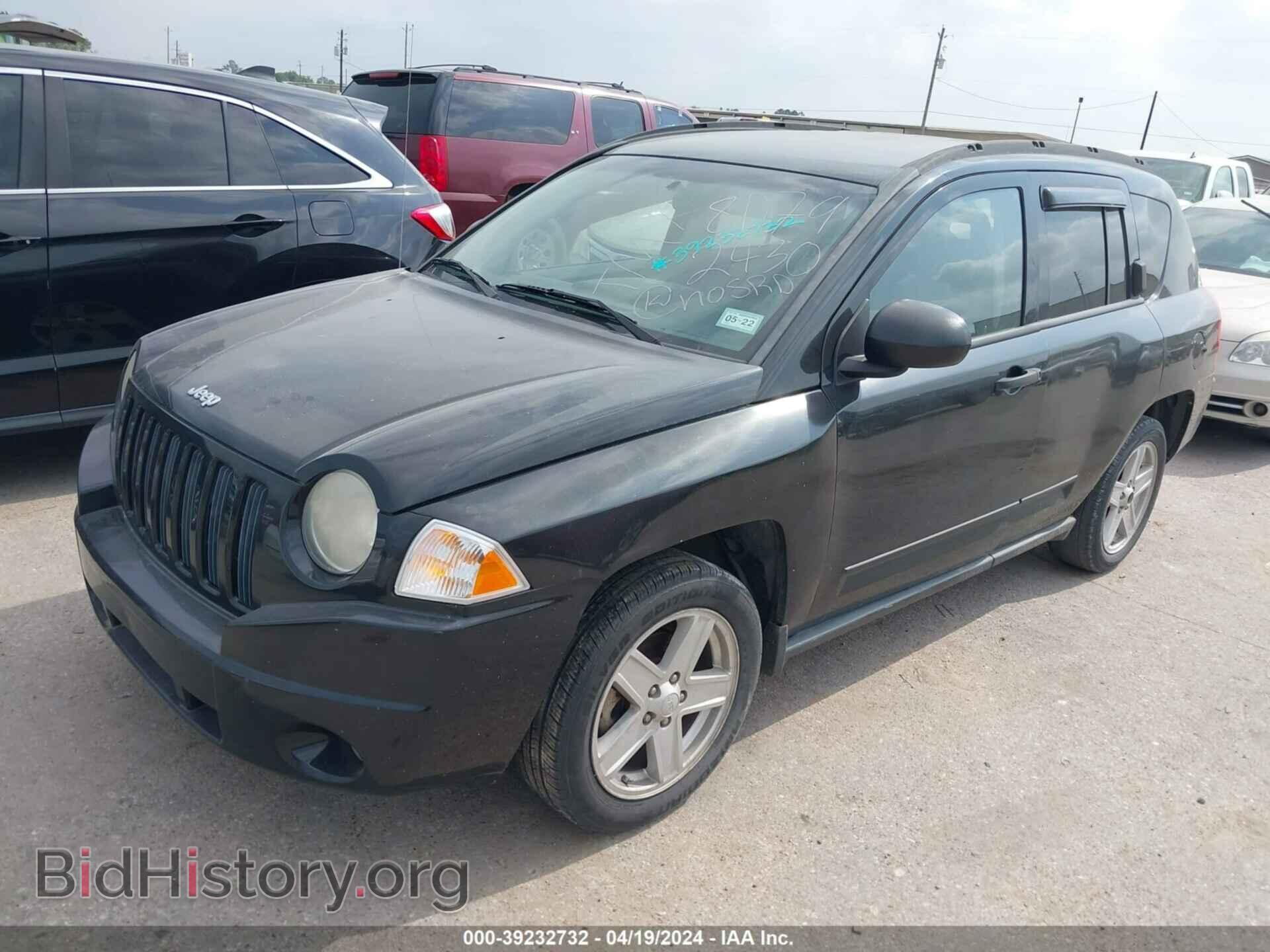 2008 JEEP COMPASS - VIN: 1J8FT47W48D792430 - Фото 2