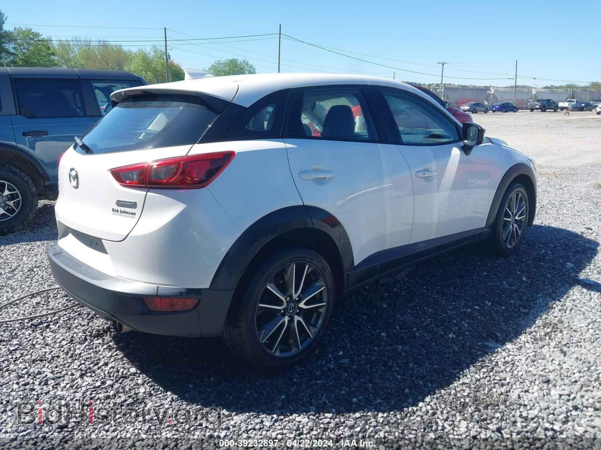 2017 MAZDA CX-3 - VIN: JM1DKFC7XH0165024 - Фото 4