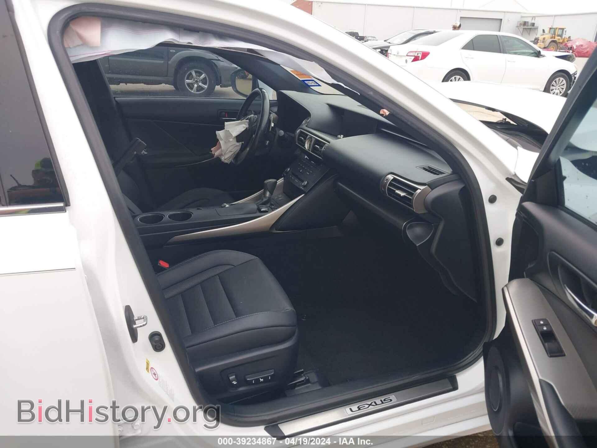 2016 LEXUS IS 350 - VIN: JTHBE1D28G5026062 - Фото 5