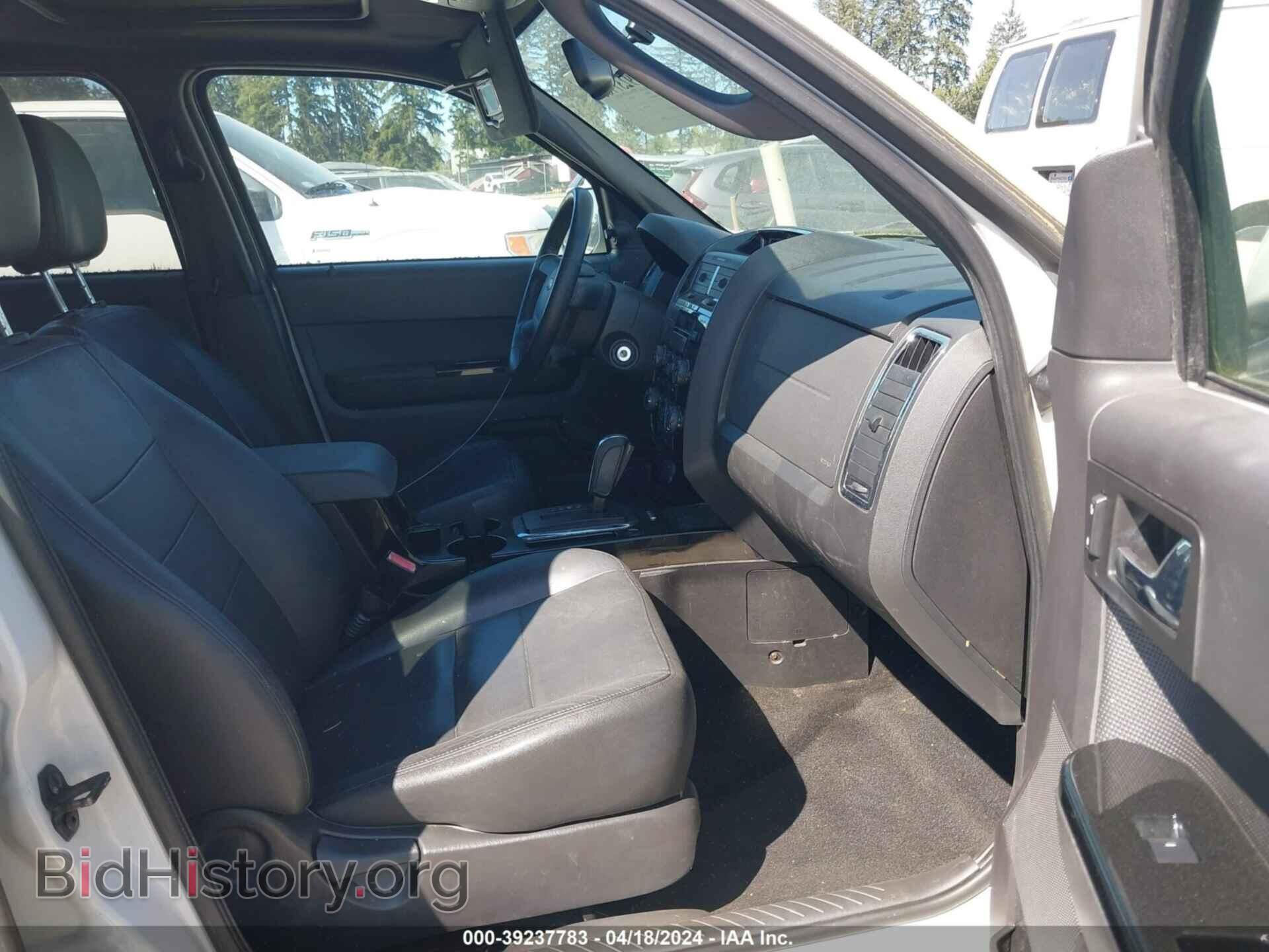2011 FORD ESCAPE - VIN: 1FMCU9EG2BKC42657 - Photo 5