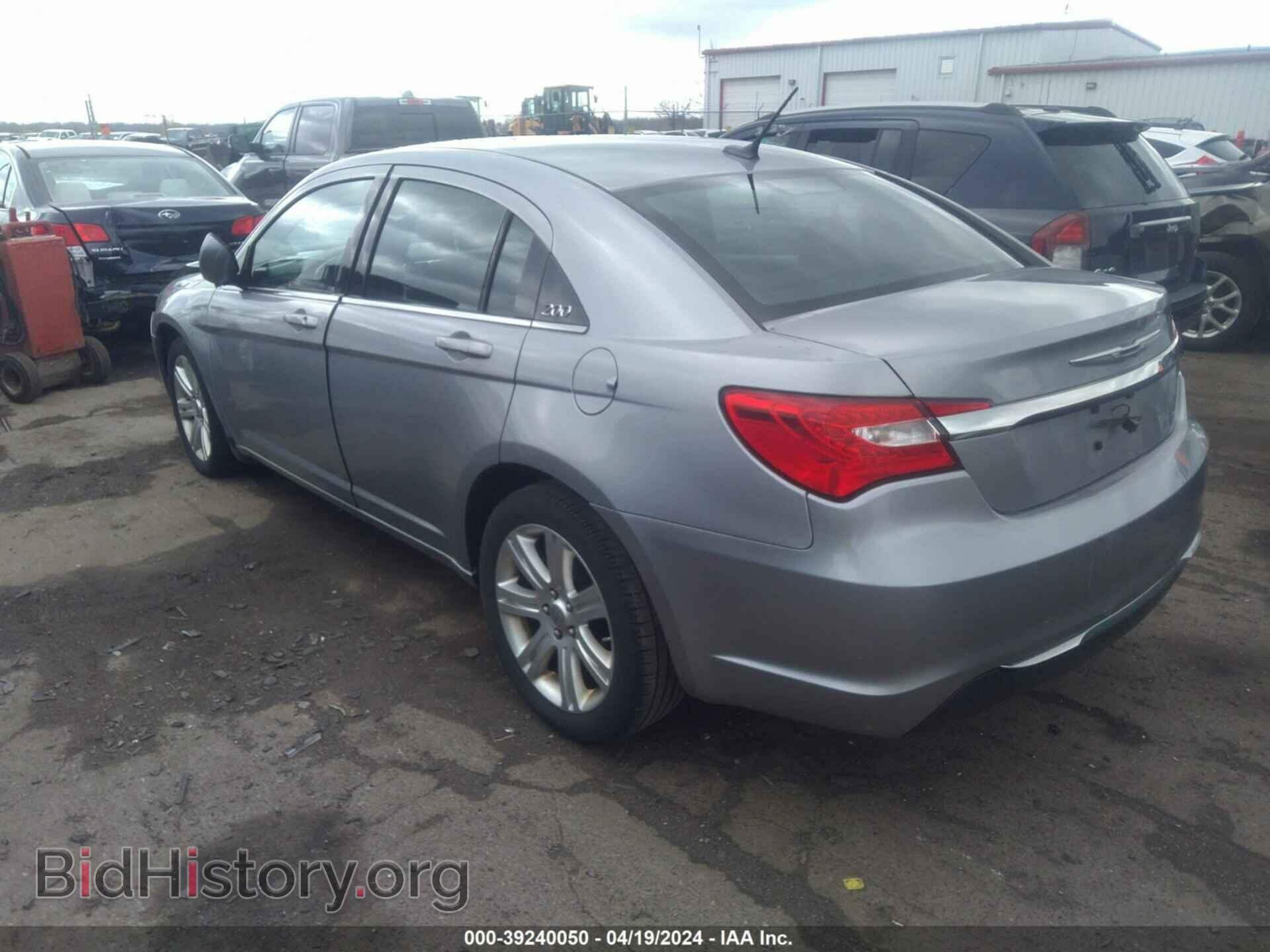 2013 CHRYSLER 200 - VIN: 1C3CCBBB9DN738388 - Фото 3
