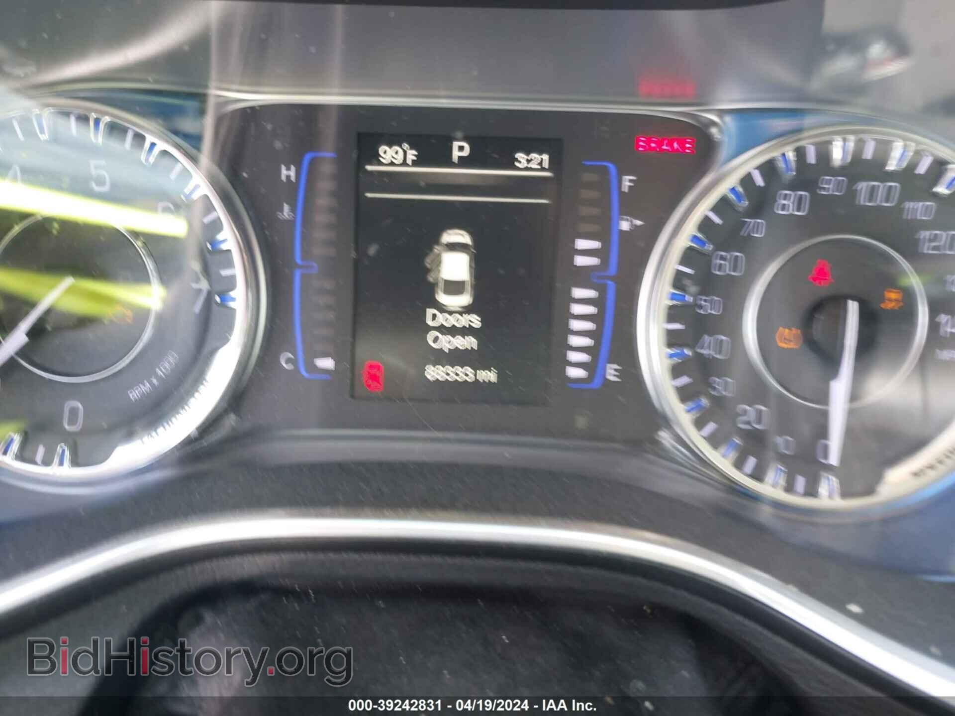 2016 CHRYSLER 200 - VIN: 1C3CCCAB9GN166430 - Фото 7