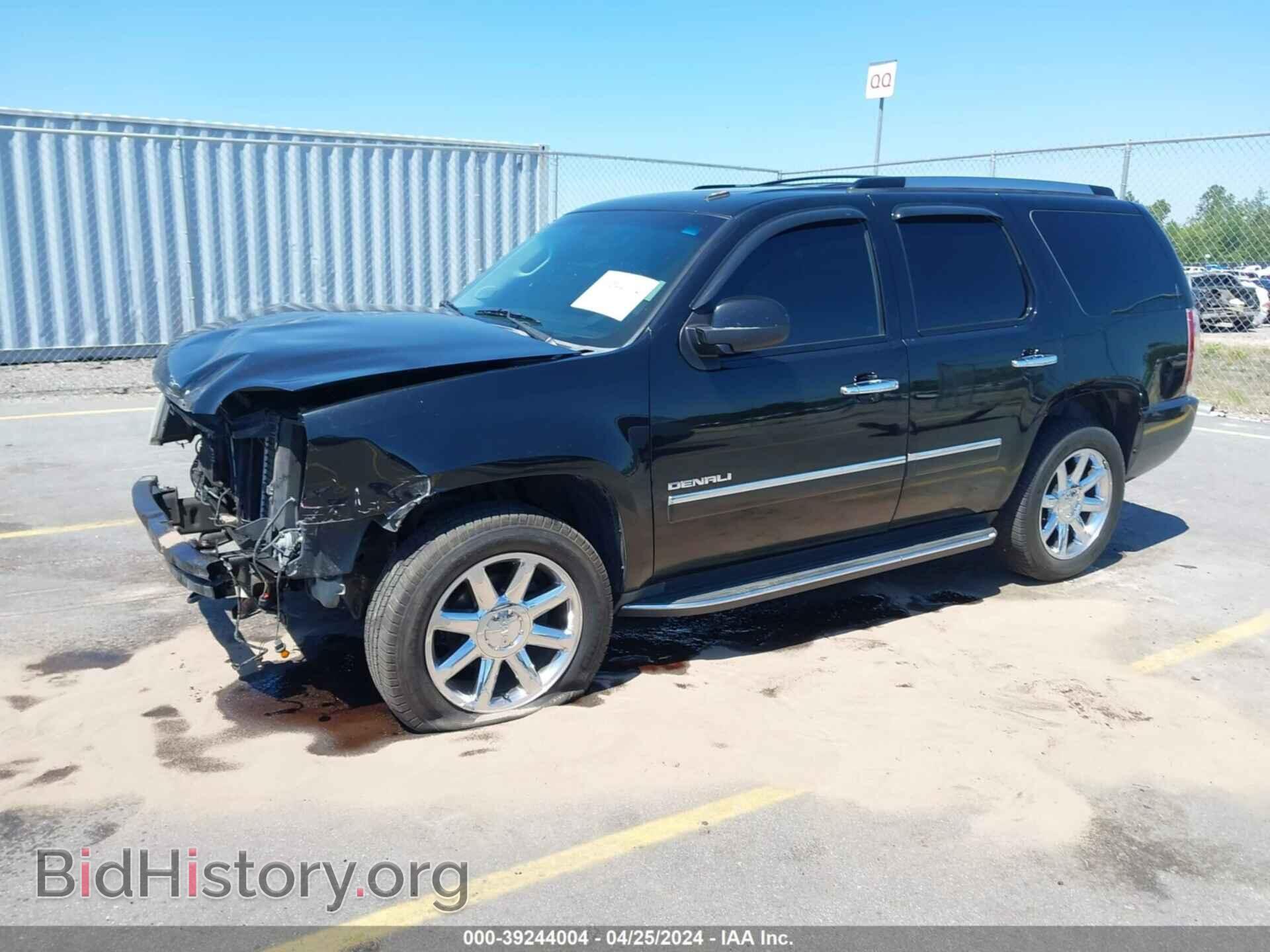 2011 GMC YUKON - VIN: 1GKS2EEF0BR218844 - Photo 2
