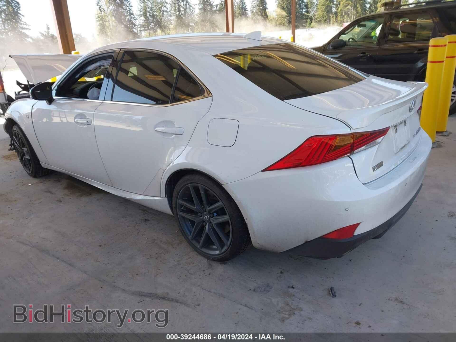 2020 LEXUS IS 300 - VIN: JTHG81F20L5040932 - Фото 3