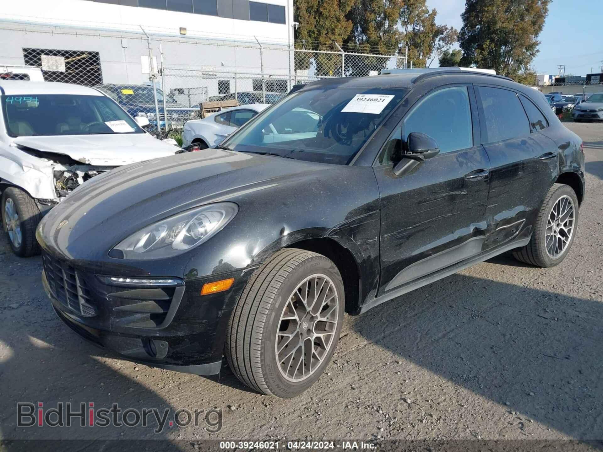 2017 PORSCHE MACAN - VIN: WP1AA2A57HLB02749 - Photo 2