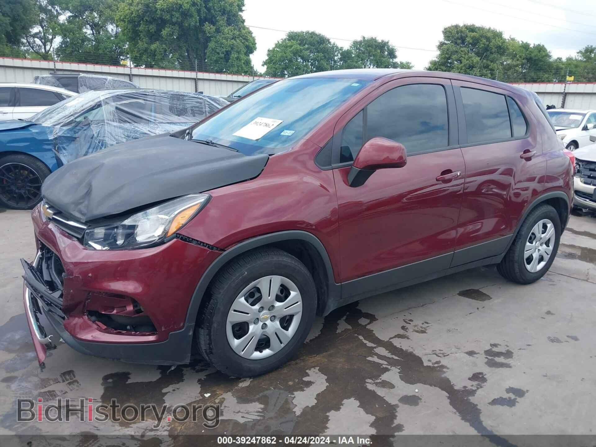 2017 CHEVROLET TRAX - VIN: 3GNCJKSB4HL132429 - Фото 2