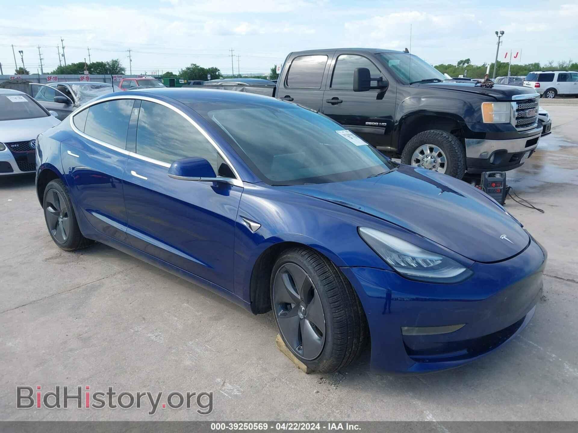 Фотография 5YJ3E1EB5JF130454 - TESLA MODEL 3 2018