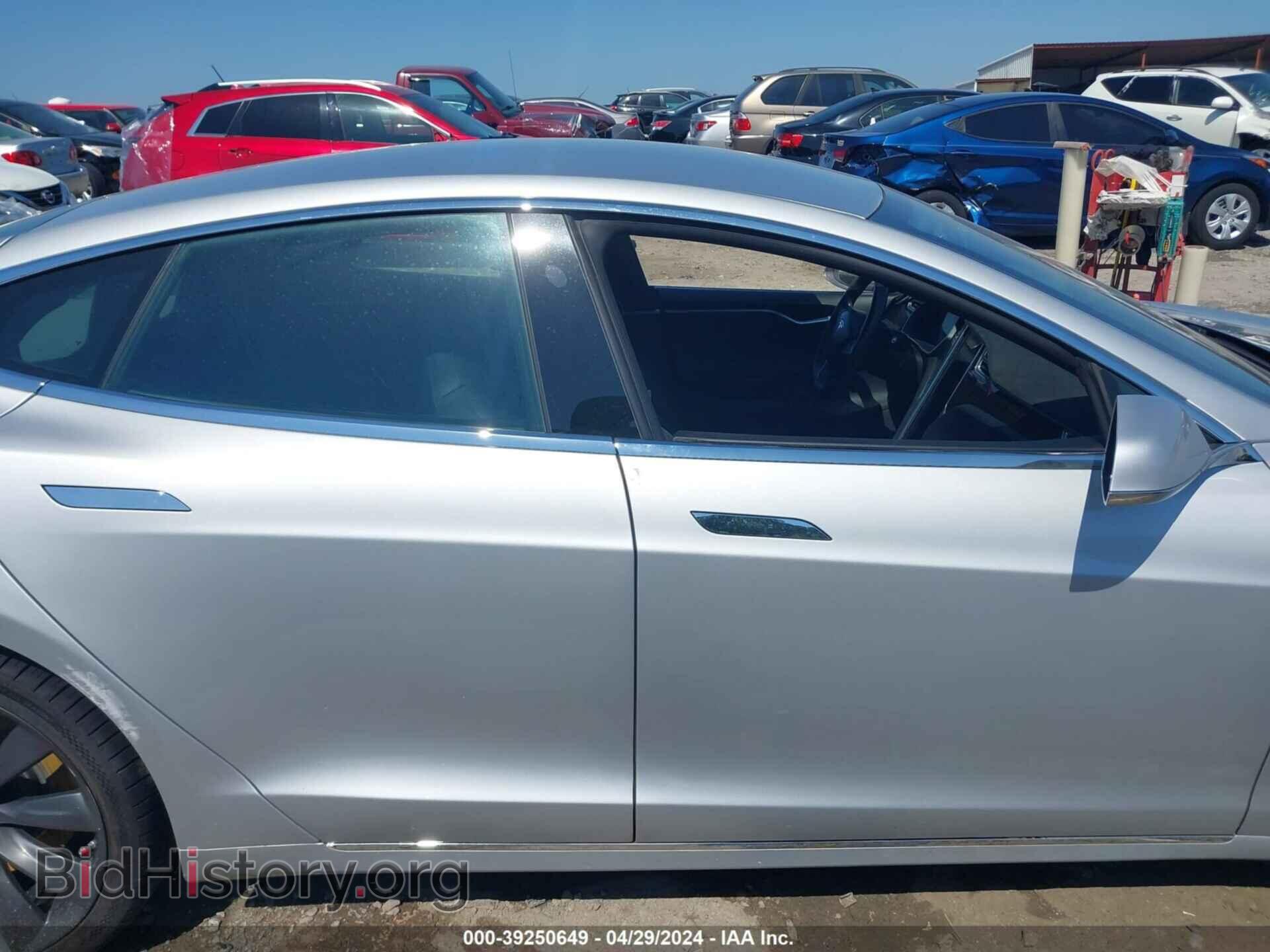 2016 TESLA MODEL S - VIN: 5YJSA1E23GF172749 - Фото 13