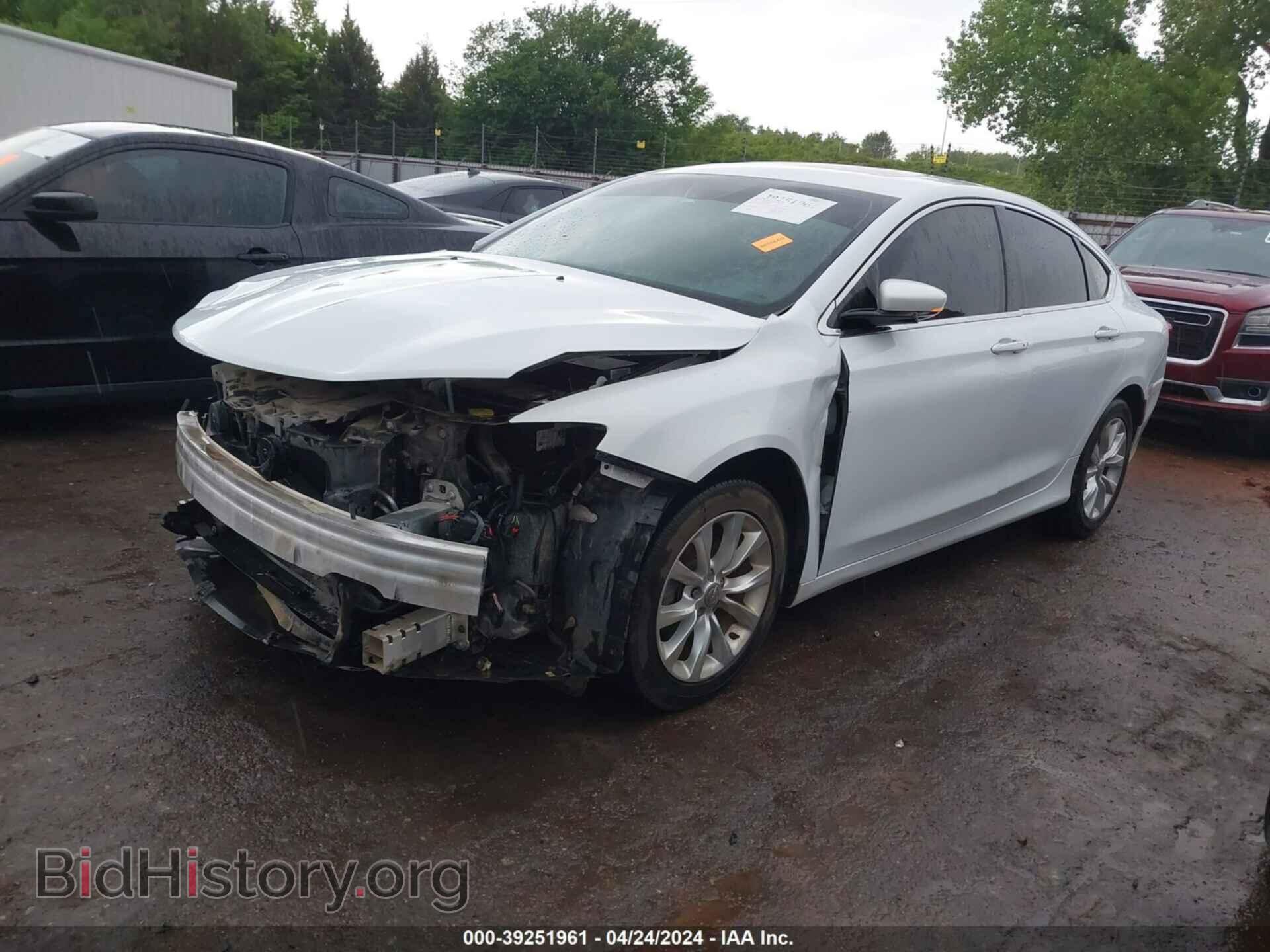 2016 CHRYSLER 200 - VIN: 1C3CCCCB8GN119287 - Фото 2