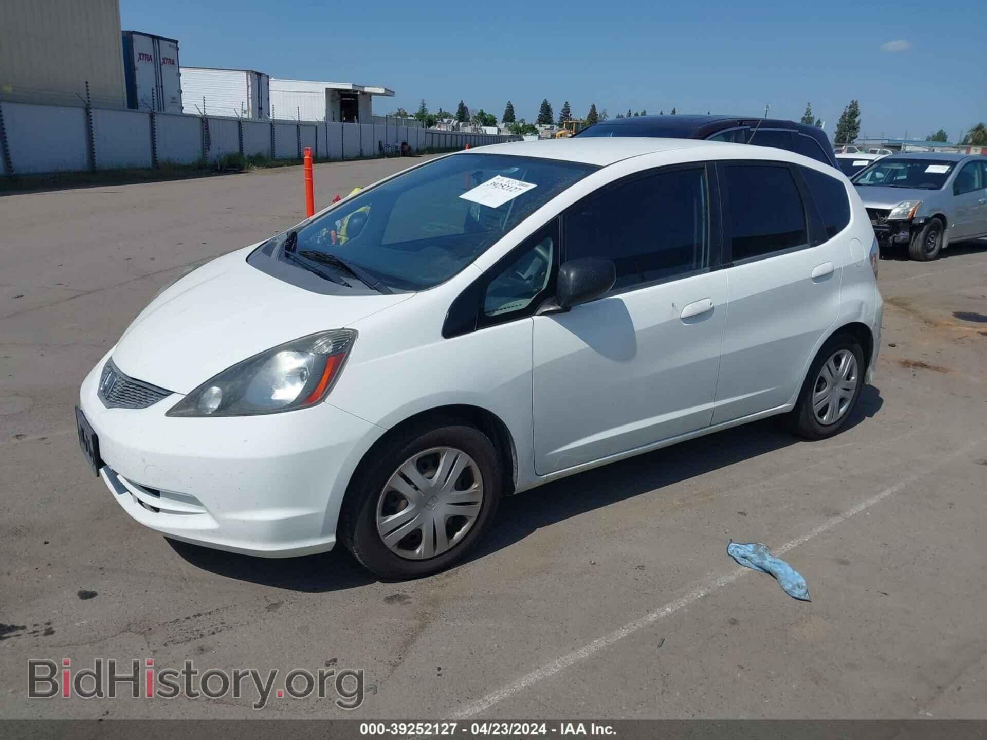 2011 HONDA FIT - VIN: JHMGE8H33BS007723 - Фото 2