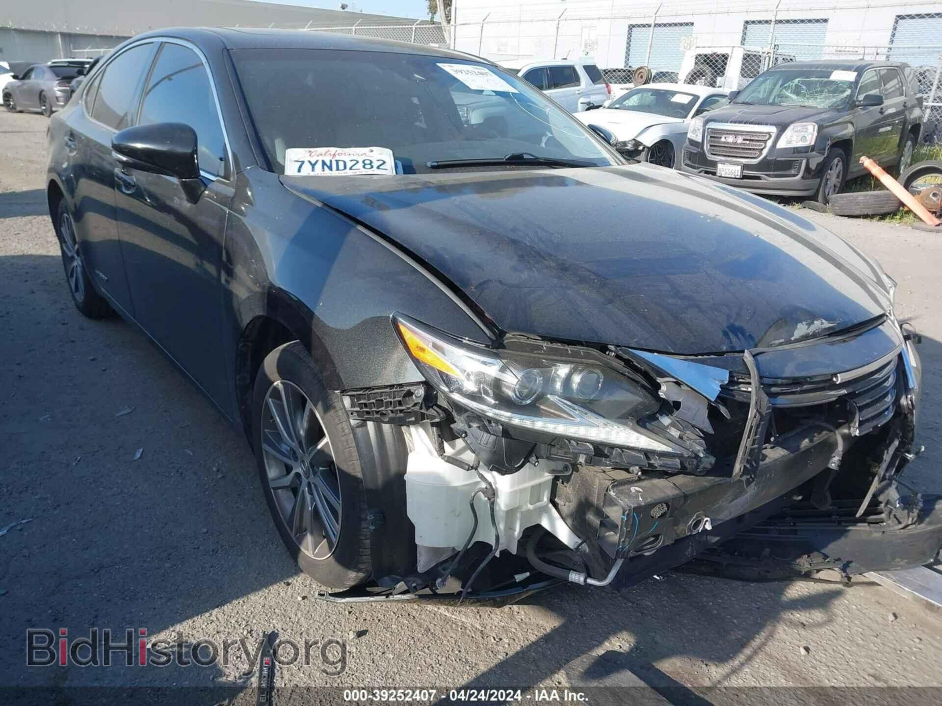 Photo JTHBW1GG3H2153387 - LEXUS ES 300H 2017