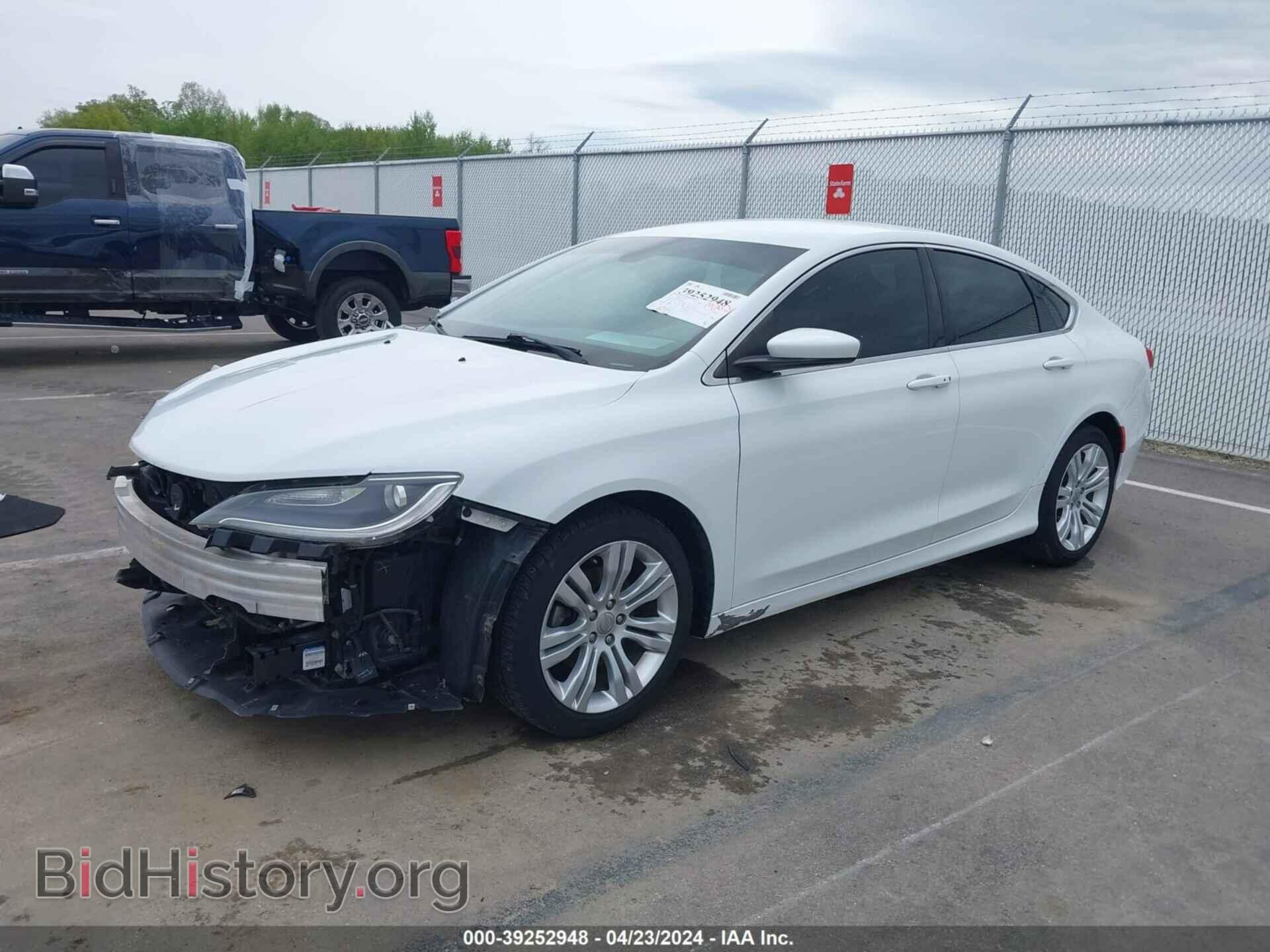 2015 CHRYSLER 200 - VIN: 1C3CCCAB0FN539286 - Фото 2